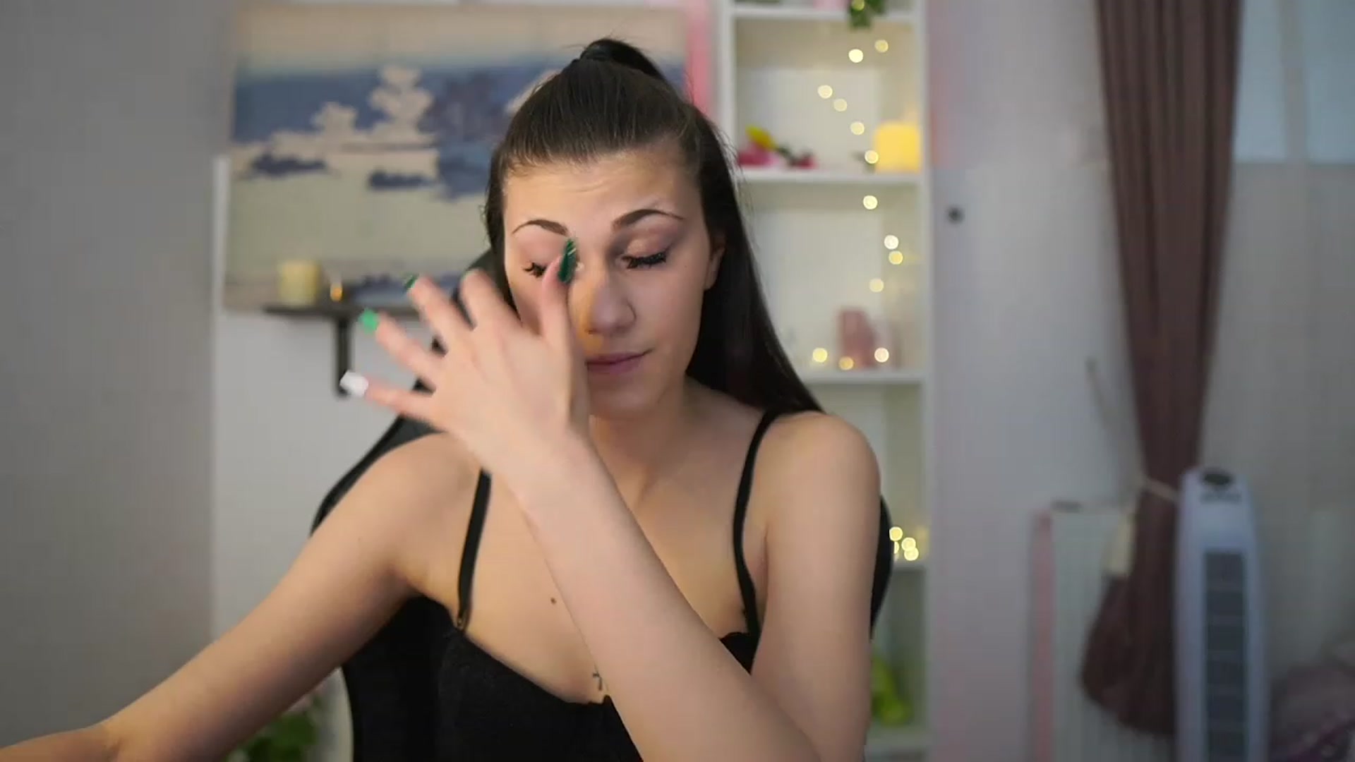 Gallery image thumbnail from Ava_Addams_'s myfreecams stream on, 04/17/2023, 11:40 image 5 of 20