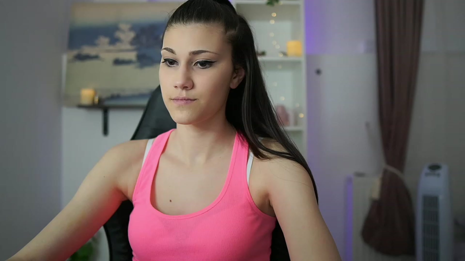 Gallery image thumbnail from Ava_Addams_'s myfreecams stream on, 05/04/2023, 08:50 image 17 of 20