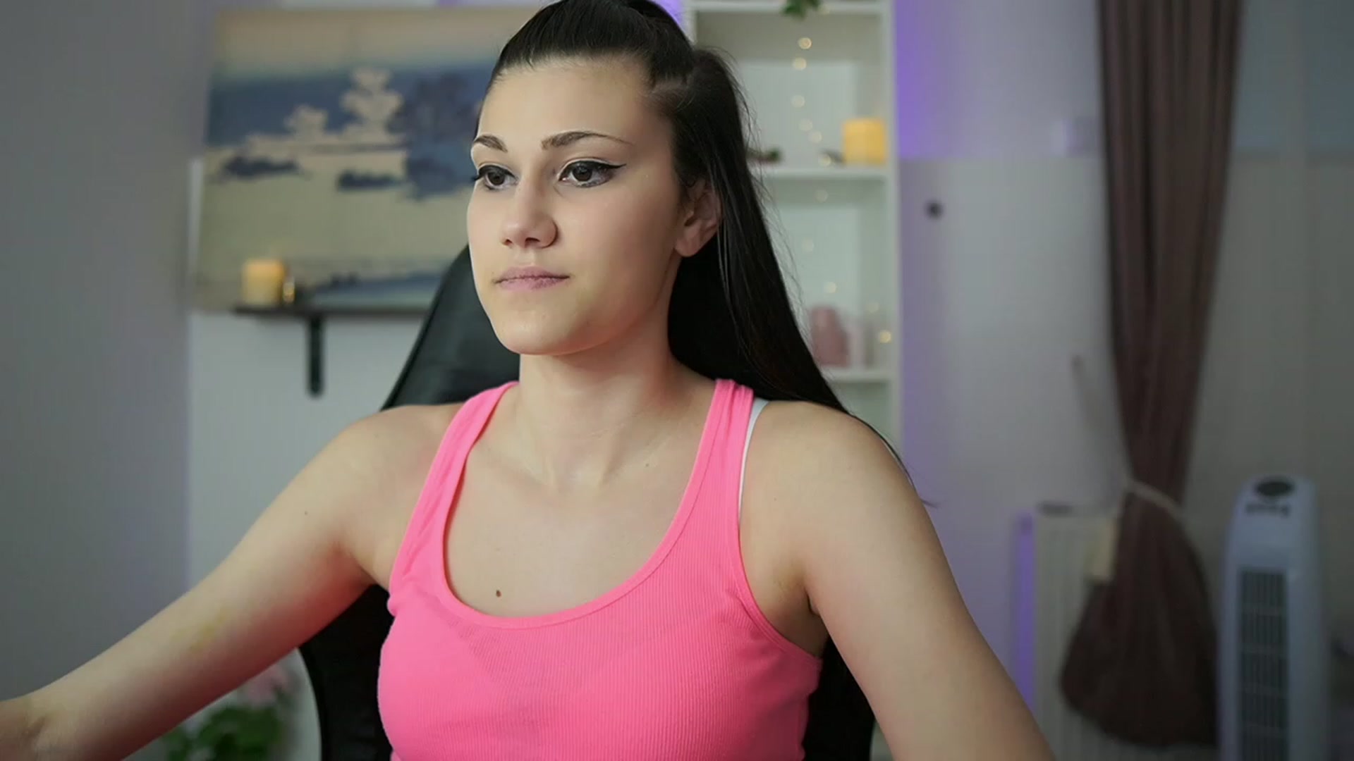 Gallery image thumbnail from Ava_Addams_'s myfreecams stream on, 05/04/2023, 12:40 image 3 of 20