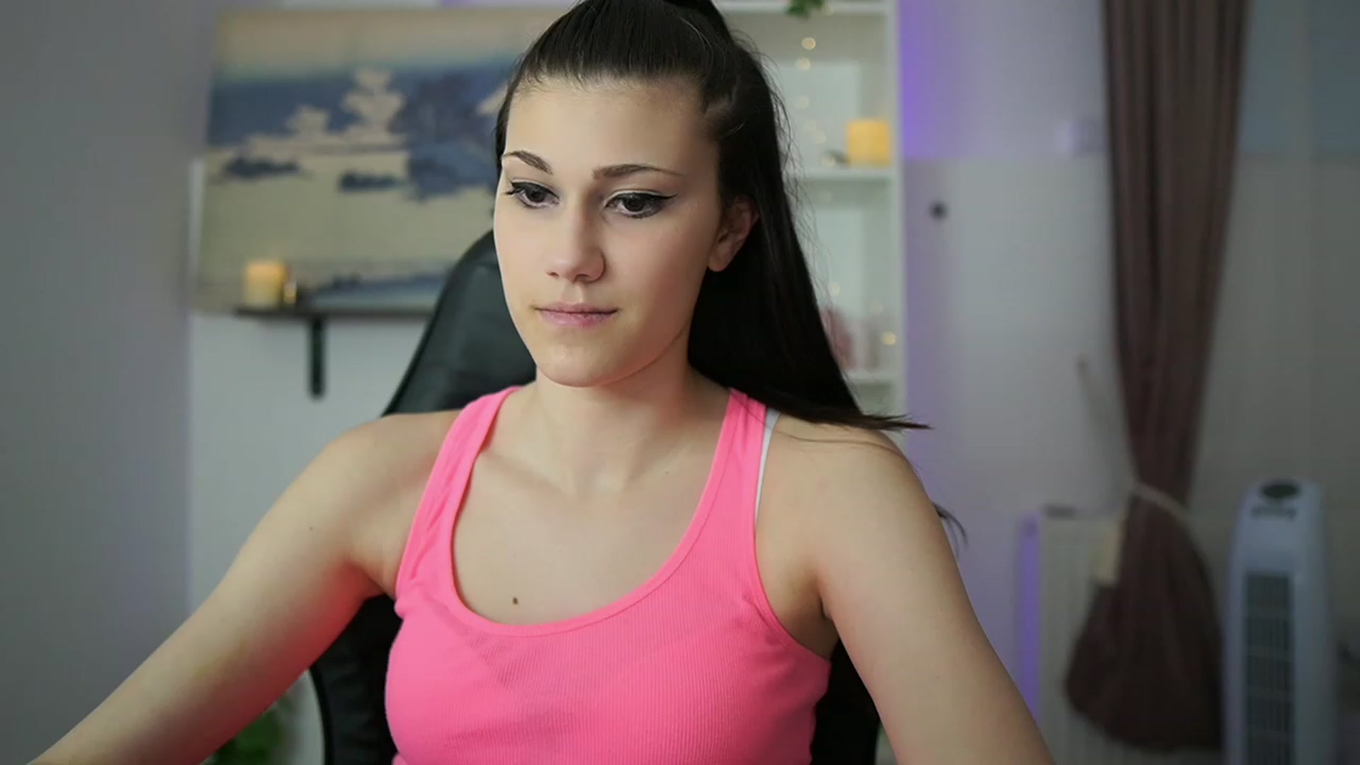 Gallery image thumbnail from Ava_Addams_'s myfreecams stream on, 05/04/2023, 12:40 image 8 of 20
