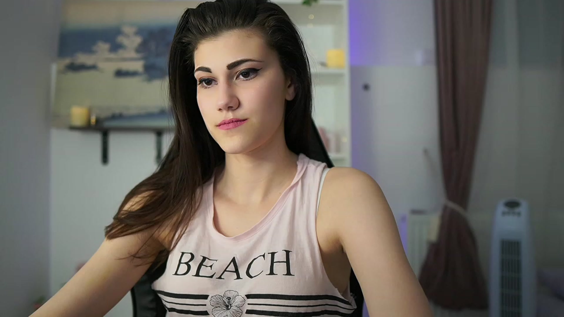 Gallery image thumbnail from Ava_Addams_'s myfreecams stream on, 05/06/2023, 14:38 image 7 of 20