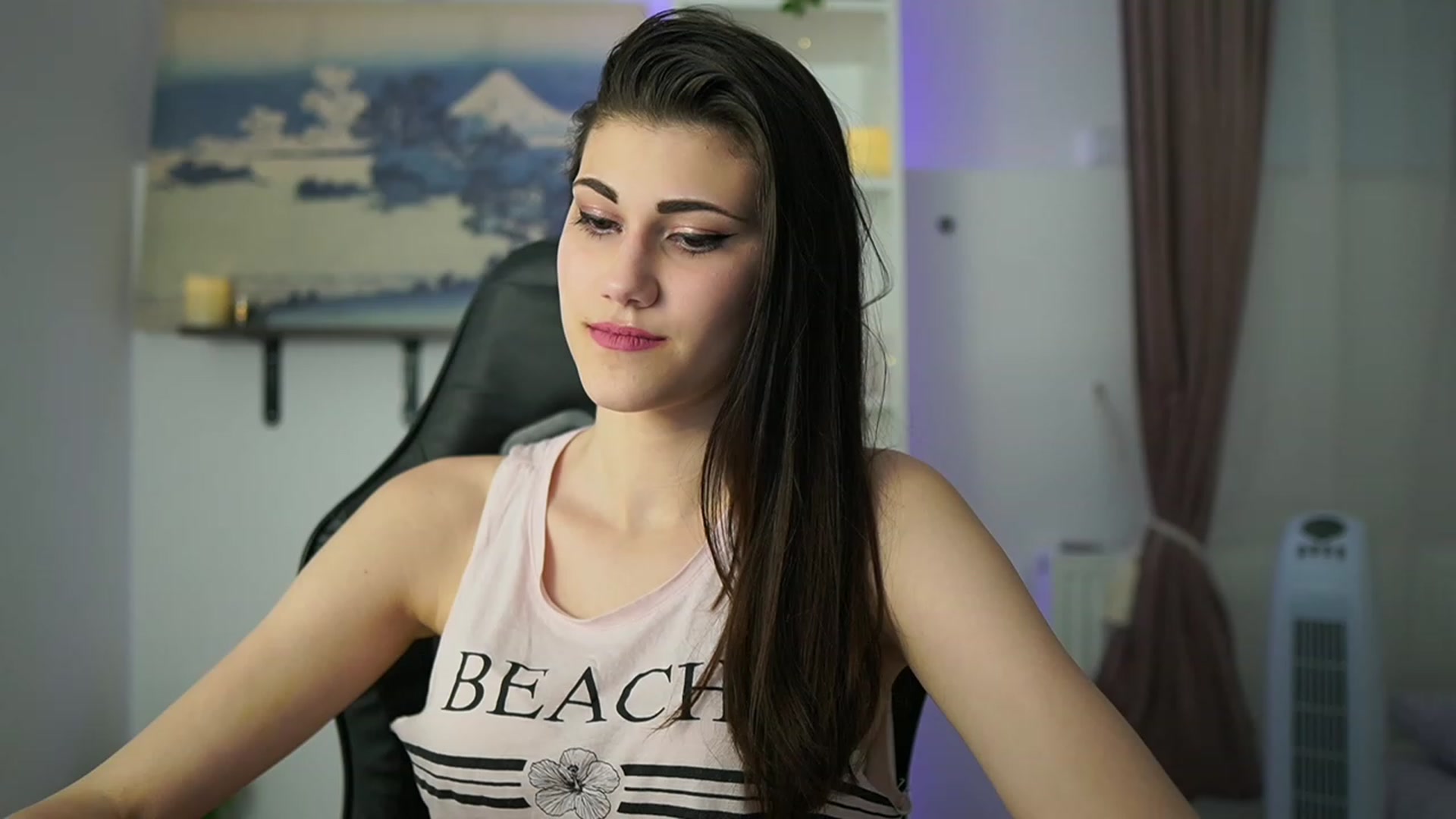 Gallery image thumbnail from Ava_Addams_'s myfreecams stream on, 05/06/2023, 16:24 image 1 of 20