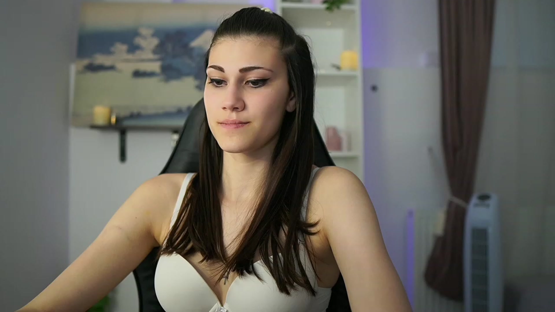 Gallery image thumbnail from Ava_Addams_'s myfreecams stream on, 05/10/2023, 11:14 image 6 of 20