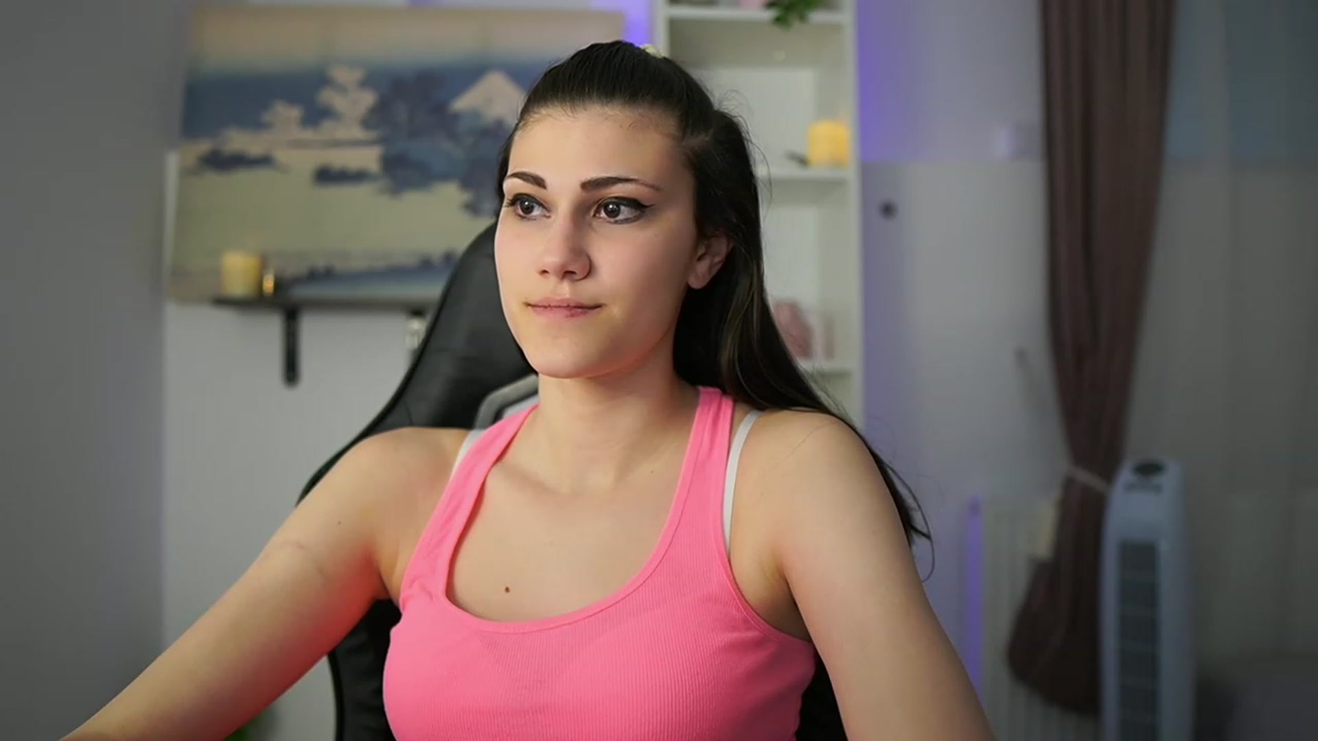 Gallery image thumbnail from Ava_Addams_'s myfreecams stream on, 05/10/2023, 11:14 image 18 of 20