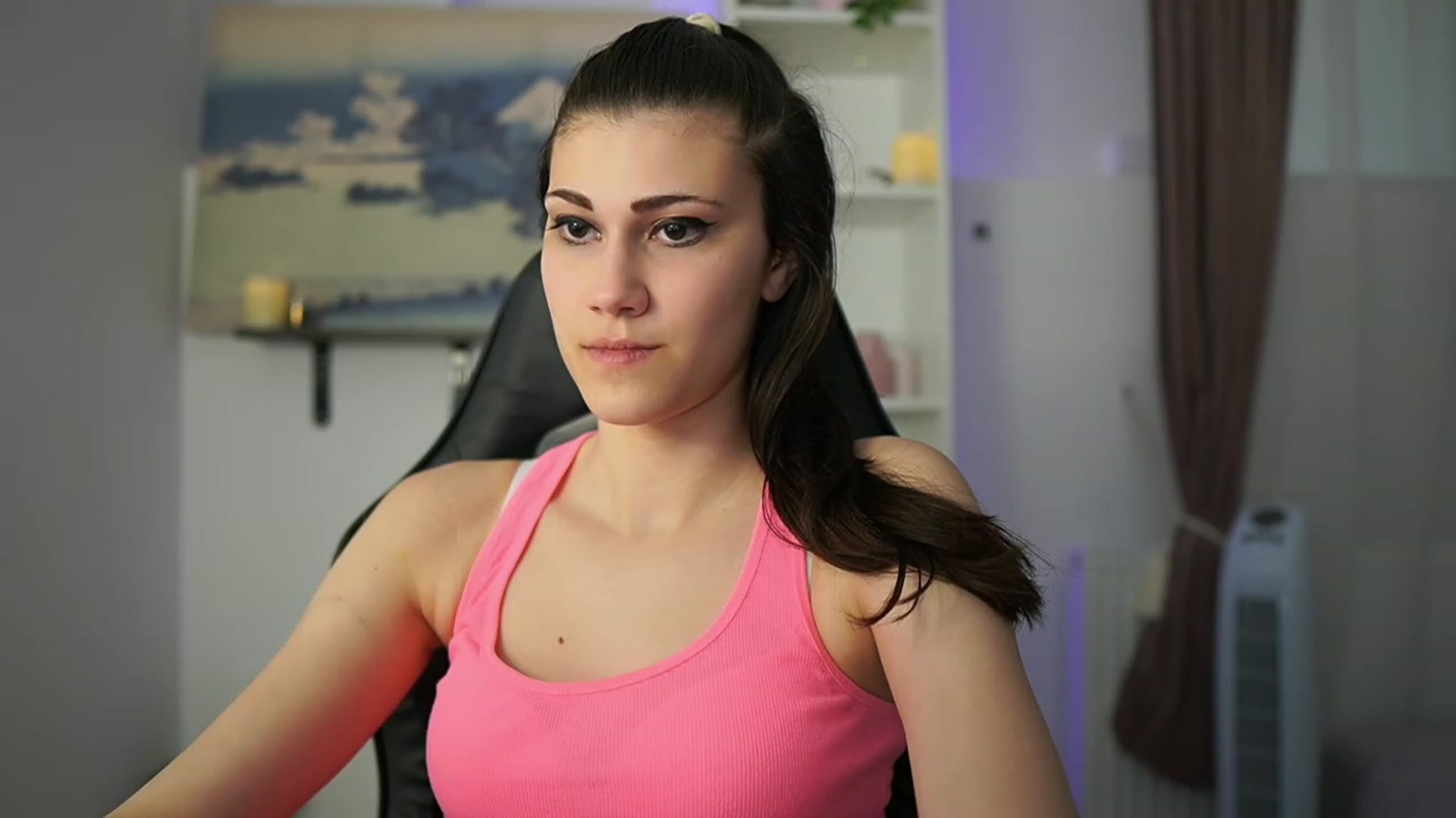 Gallery image thumbnail from Ava_Addams_'s myfreecams stream on, 05/10/2023, 11:14 image 16 of 20