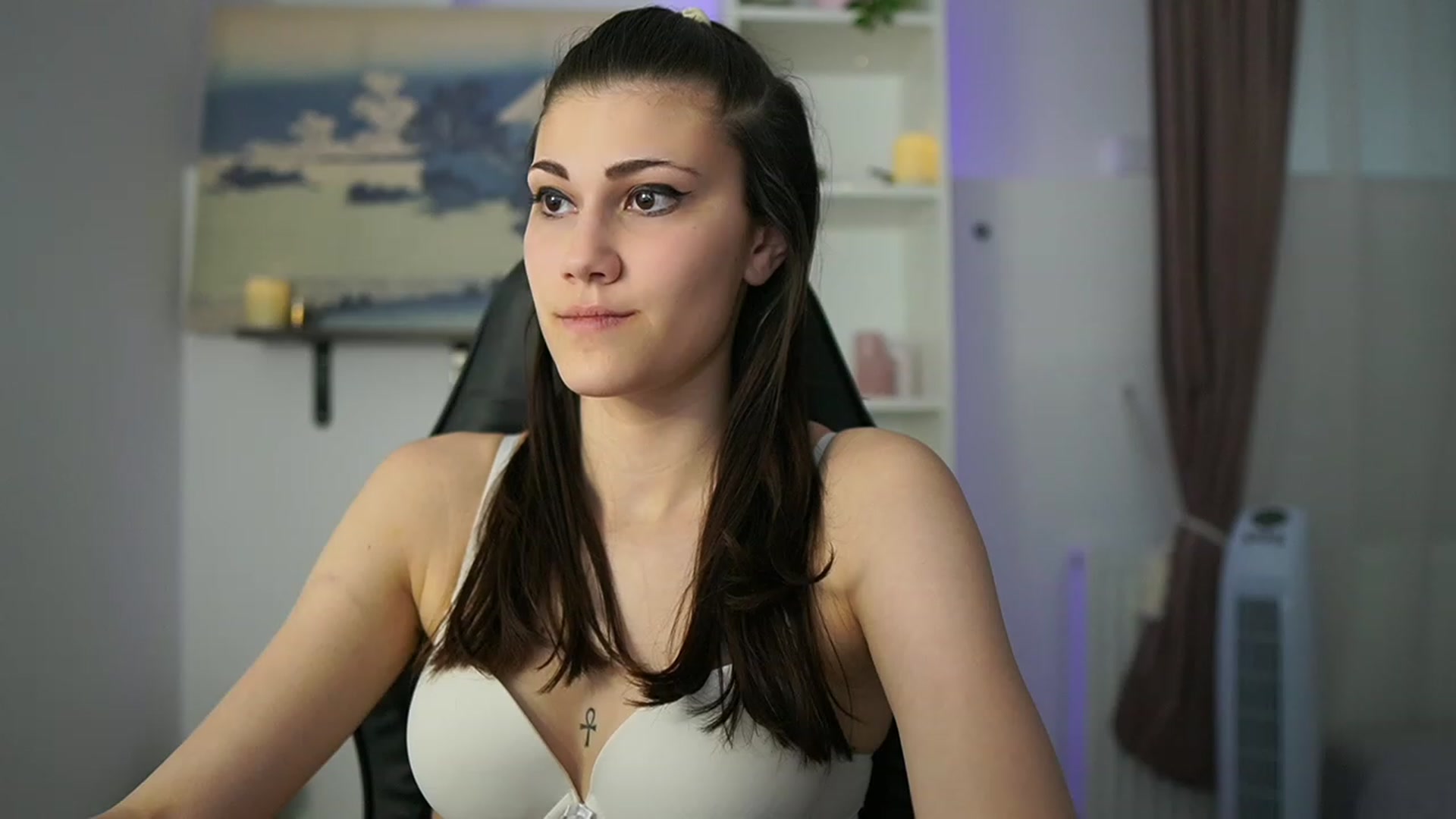 Gallery image thumbnail from Ava_Addams_'s myfreecams stream on, 05/10/2023, 11:14 image 5 of 20