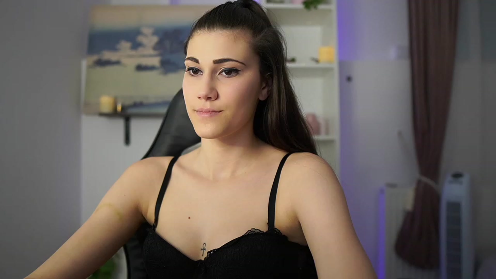 Gallery image thumbnail from Ava_Addams_'s myfreecams stream on, 05/12/2023, 11:43 image 1 of 20
