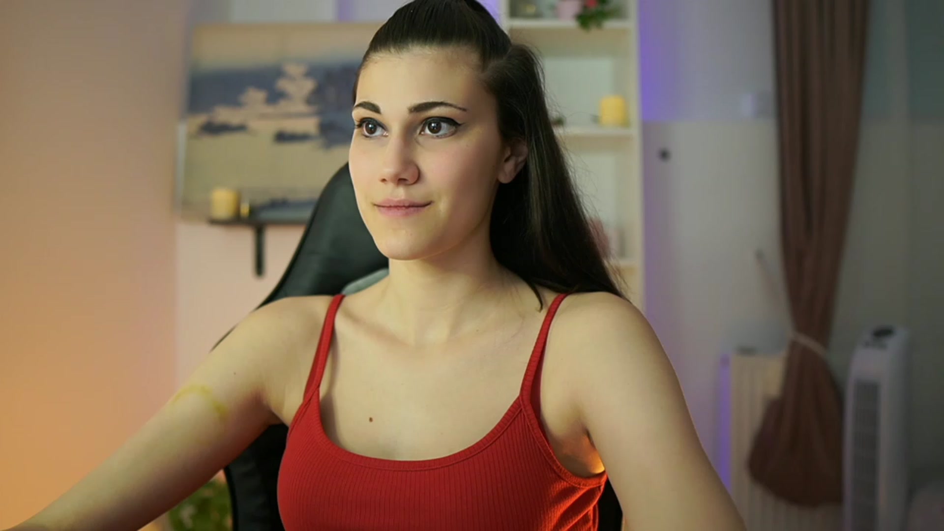Gallery image thumbnail from Ava_Addams_'s myfreecams stream on, 05/13/2023, 08:18 image 6 of 20