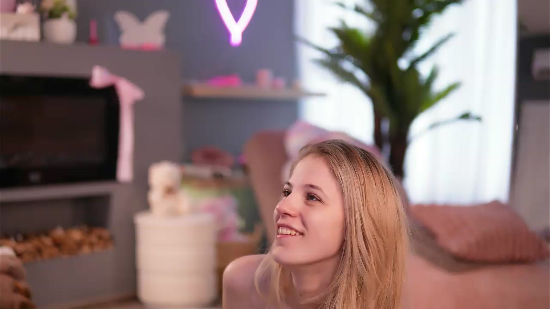 Gallery image thumbnail from Ava_Sykes's myfreecams stream on, 05/28/2026, 14:50 image 1 of 20