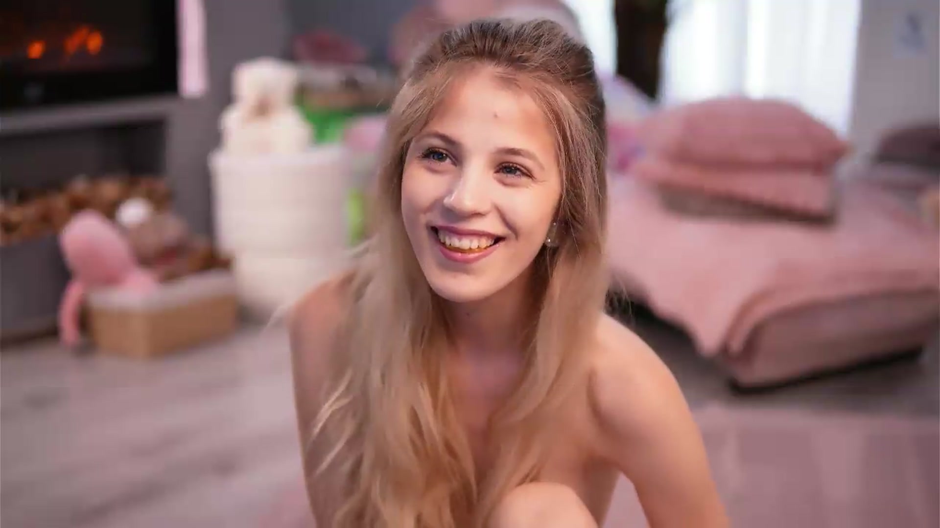 Gallery image thumbnail from Ava_Sykes's myfreecams stream on, 06/19/2026, 10:57 image 16 of 20