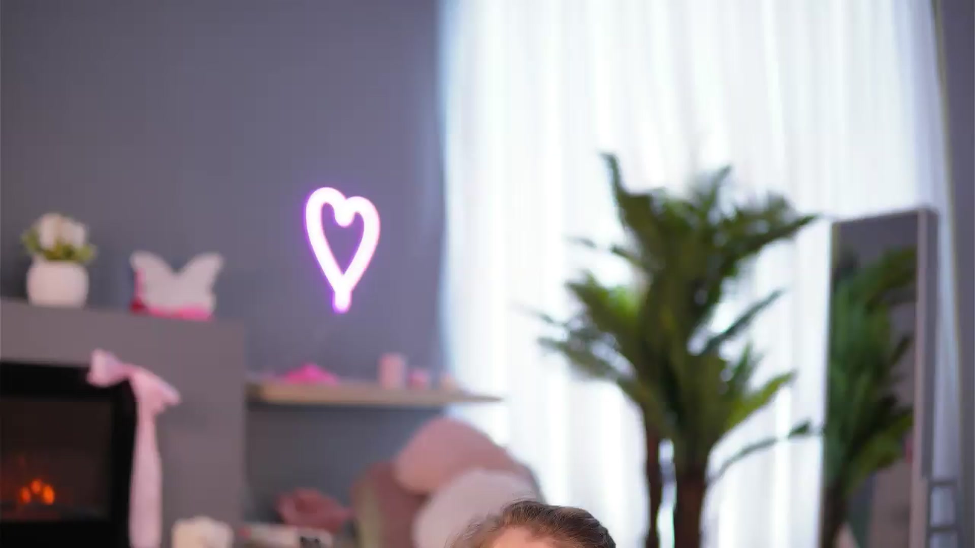 Gallery image thumbnail from Ava_Sykes's myfreecams stream on, 07/17/2026, 13:38 image 17 of 20