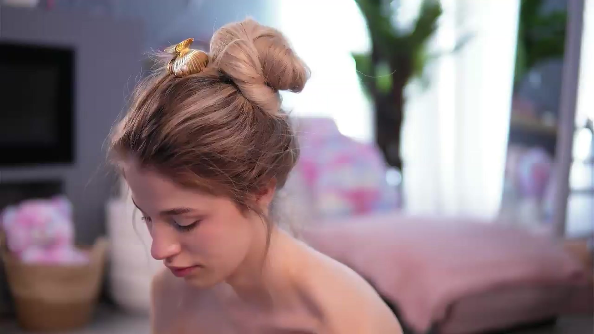 Gallery image thumbnail from Ava_Sykes's myfreecams stream on, 09/08/2026, 18:27 image 20 of 20