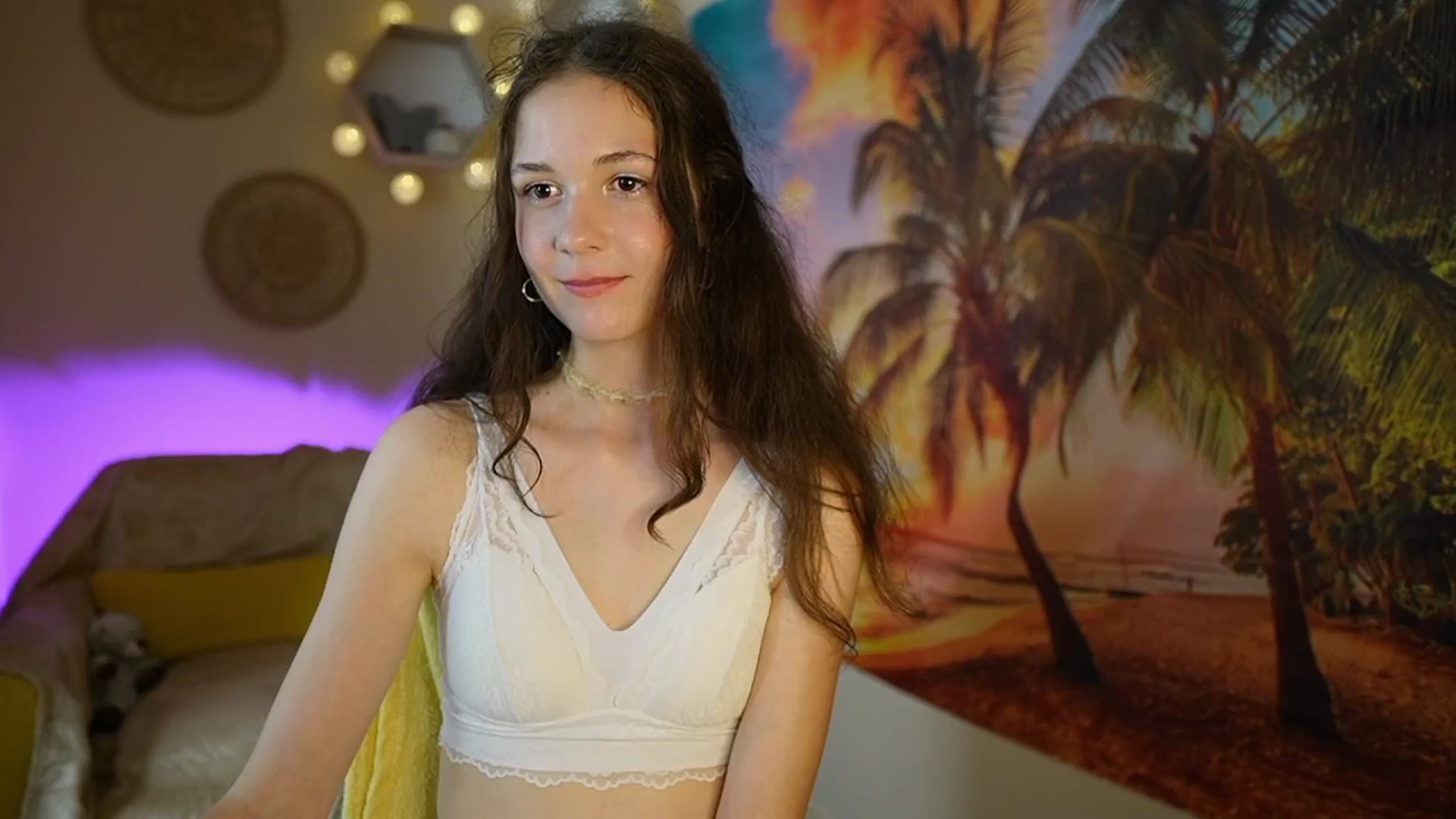 Gallery image thumbnail from Ava__Taylor_'s myfreecams stream on, 08/02/2024, 17:08 image 14 of 20