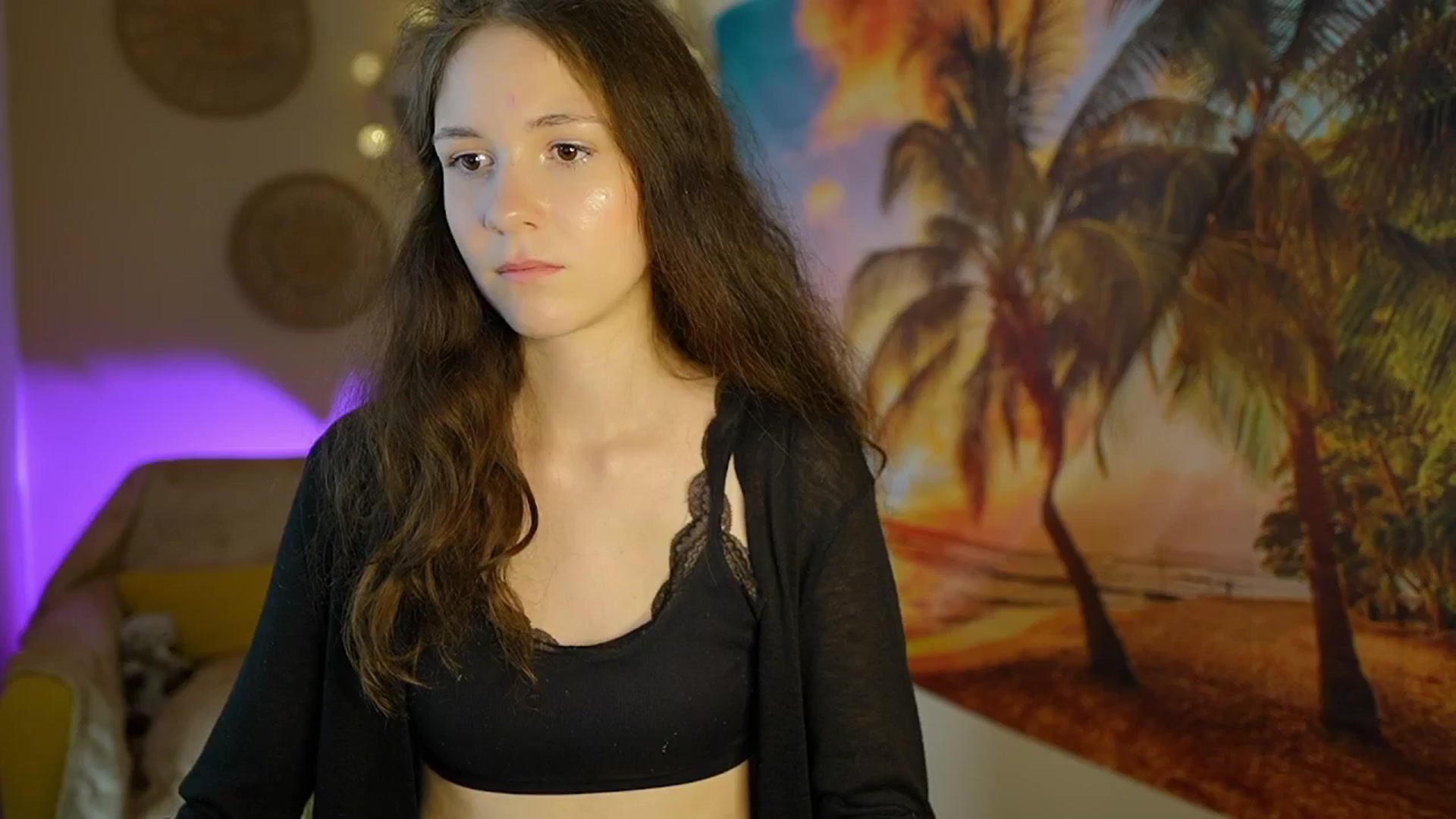Gallery image thumbnail from Ava__Taylor_'s myfreecams stream on, 08/03/2024, 16:22 image 5 of 20