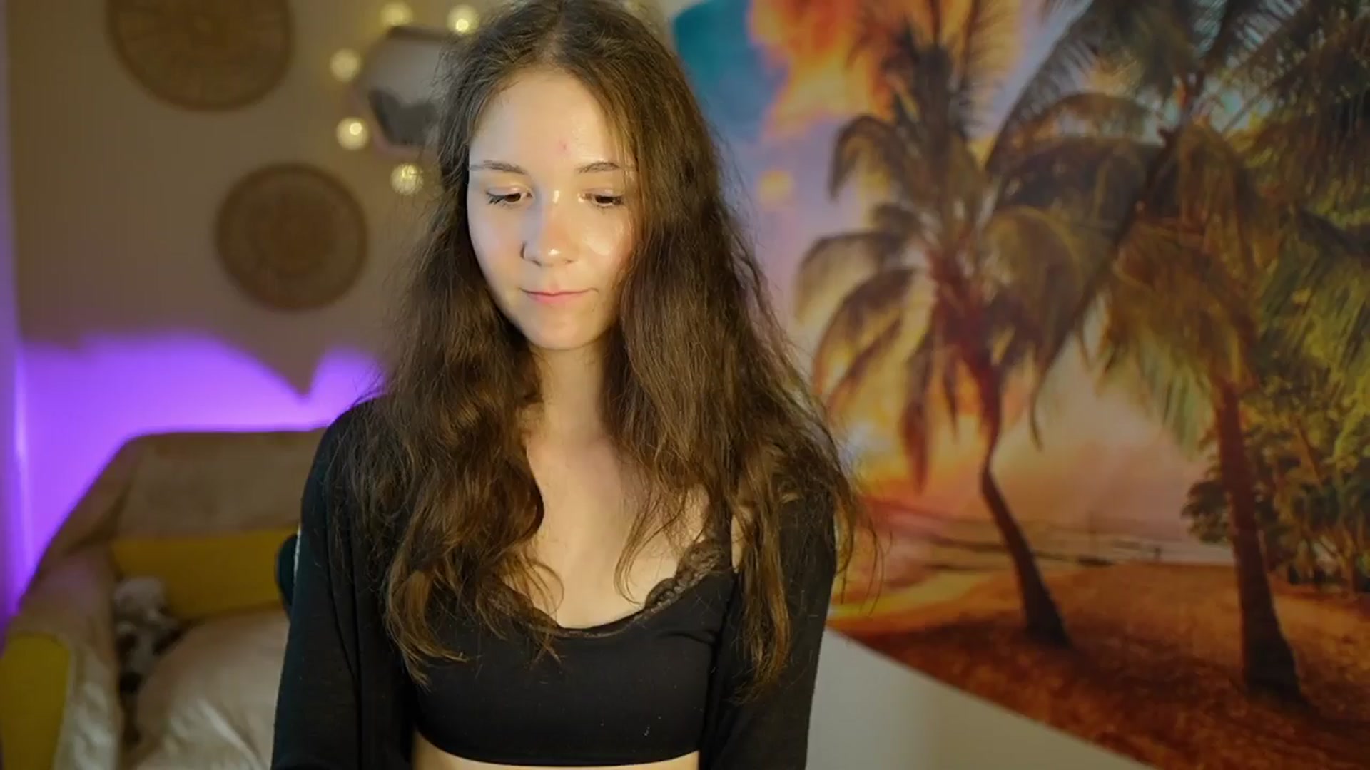 Gallery image thumbnail from Ava__Taylor_'s myfreecams stream on, 08/03/2024, 16:22 image 17 of 20