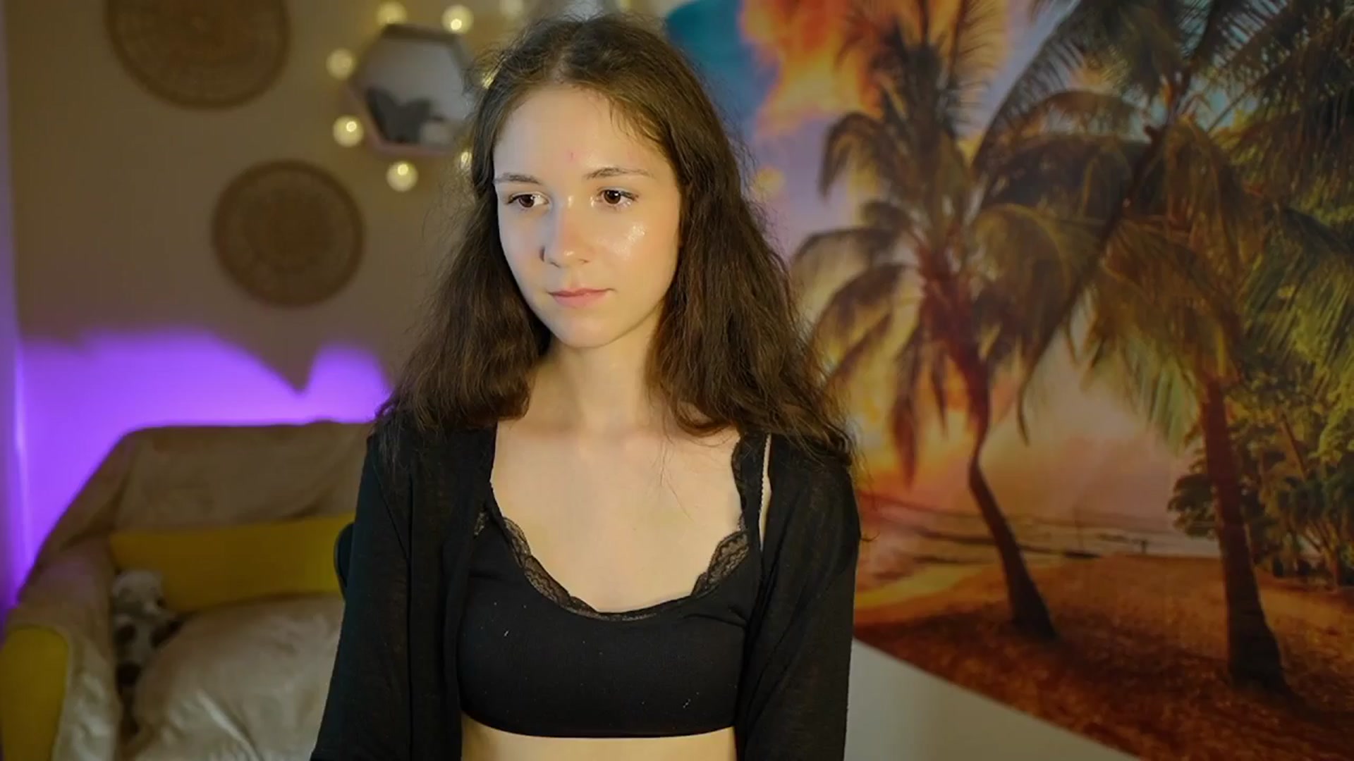 Gallery image thumbnail from Ava__Taylor_'s myfreecams stream on, 08/03/2024, 16:22 image 3 of 20
