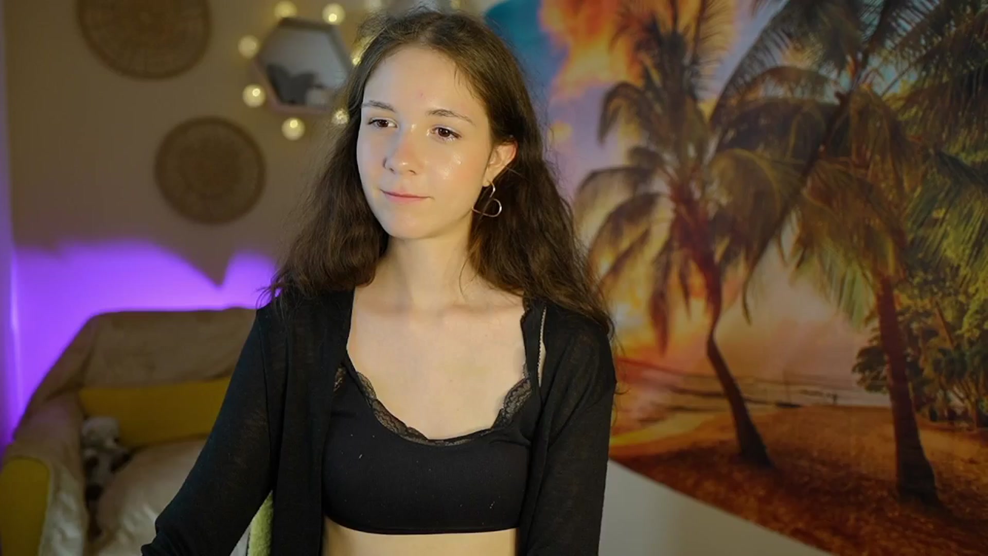 Gallery image thumbnail from Ava__Taylor_'s myfreecams stream on, 08/03/2024, 16:22 image 1 of 20