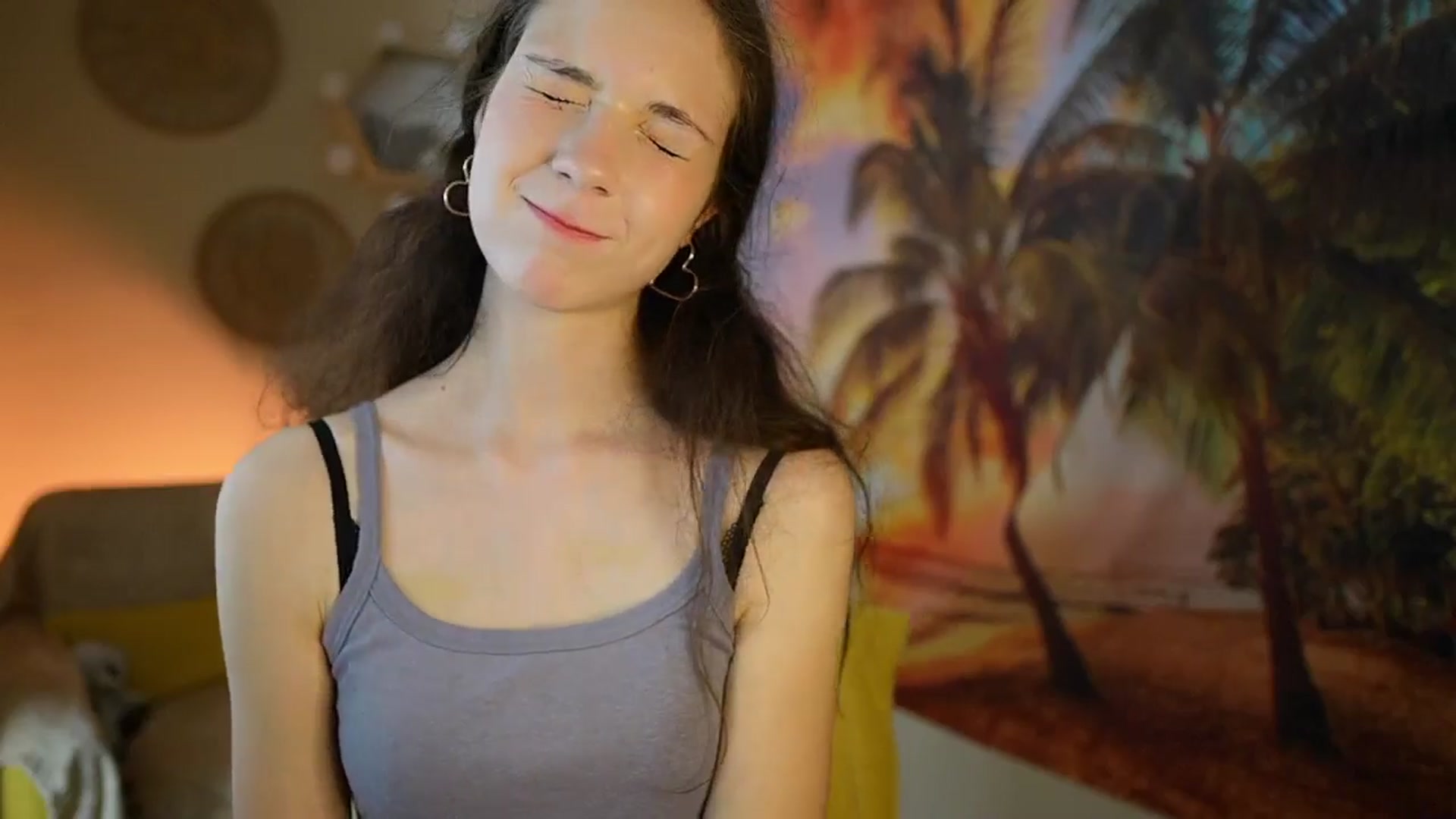 Gallery image thumbnail from Ava__Taylor_'s myfreecams stream on, 08/05/2024, 15:32 image 2 of 20