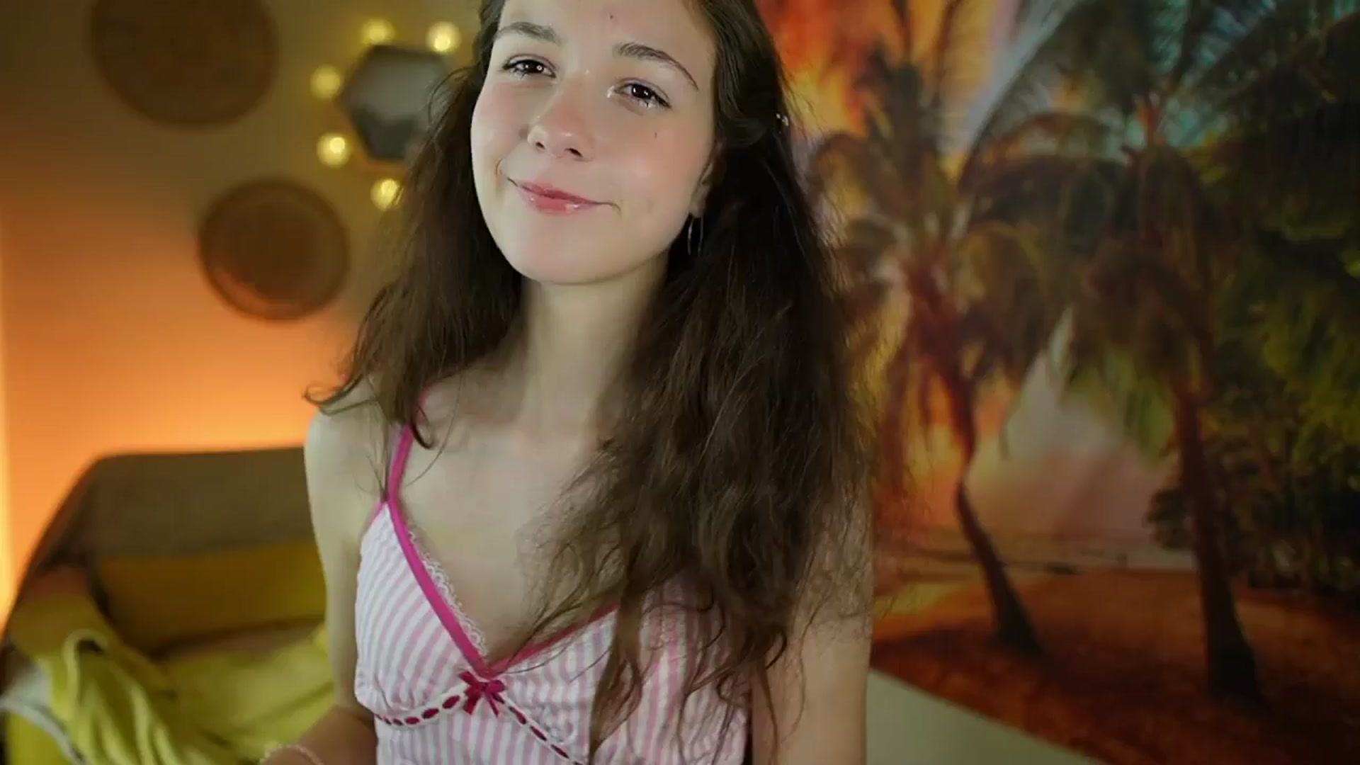 Gallery image thumbnail from Ava__Taylor_'s myfreecams stream on, 08/06/2024, 16:23 image 15 of 20