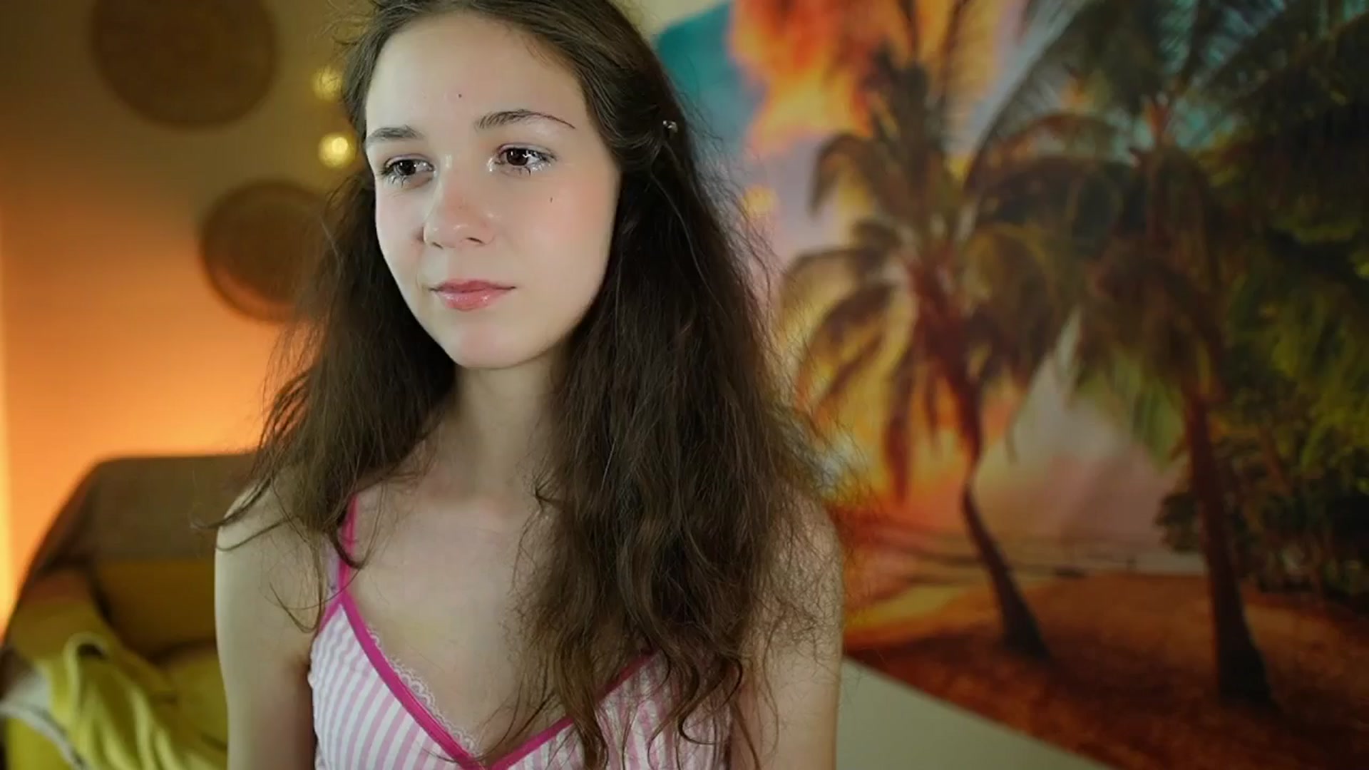 Gallery image thumbnail from Ava__Taylor_'s myfreecams stream on, 08/06/2024, 16:23 image 17 of 20
