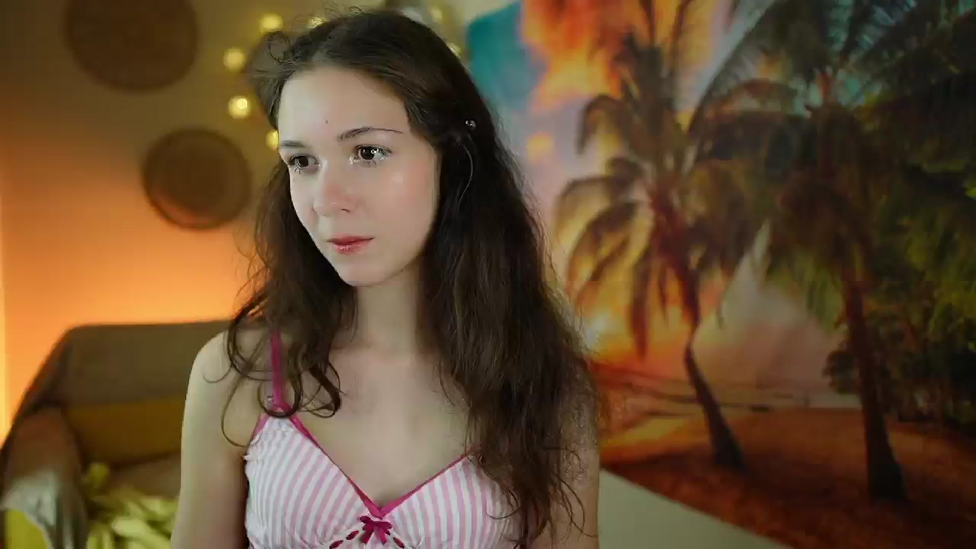 Gallery image thumbnail from Ava__Taylor_'s myfreecams stream on, 08/06/2024, 18:03 image 1 of 20