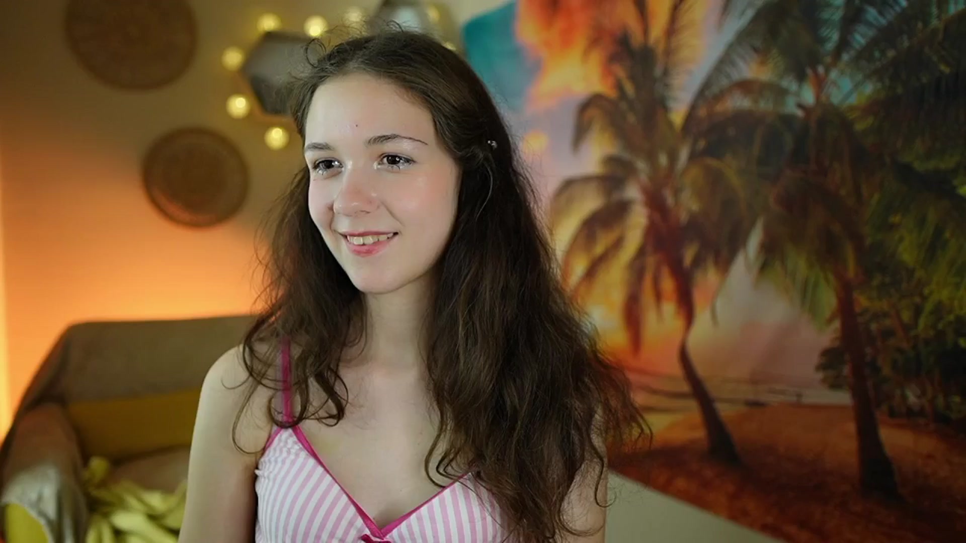 Gallery image thumbnail from Ava__Taylor_'s myfreecams stream on, 08/06/2024, 18:03 image 14 of 20