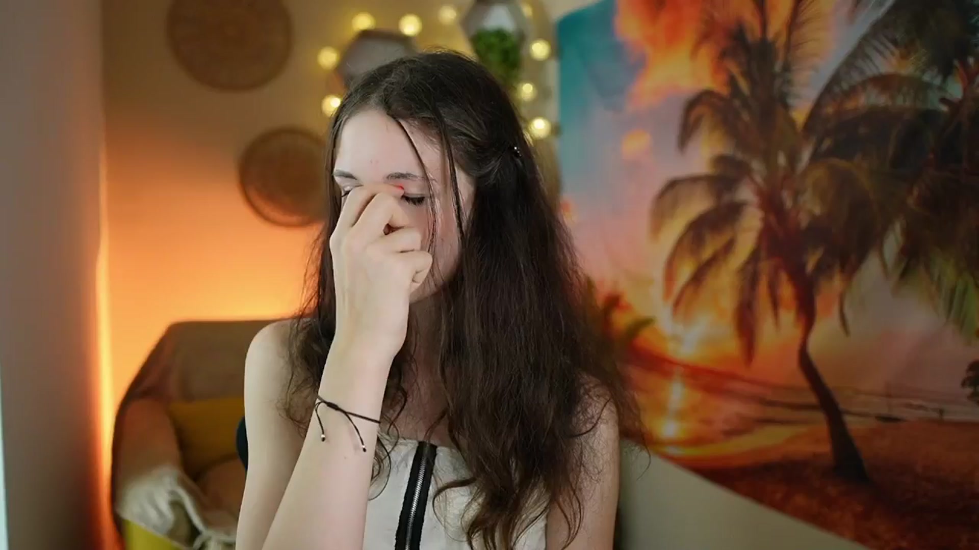 Gallery image thumbnail from Ava__Taylor_'s myfreecams stream on, 08/09/2024, 15:35 image 19 of 20
