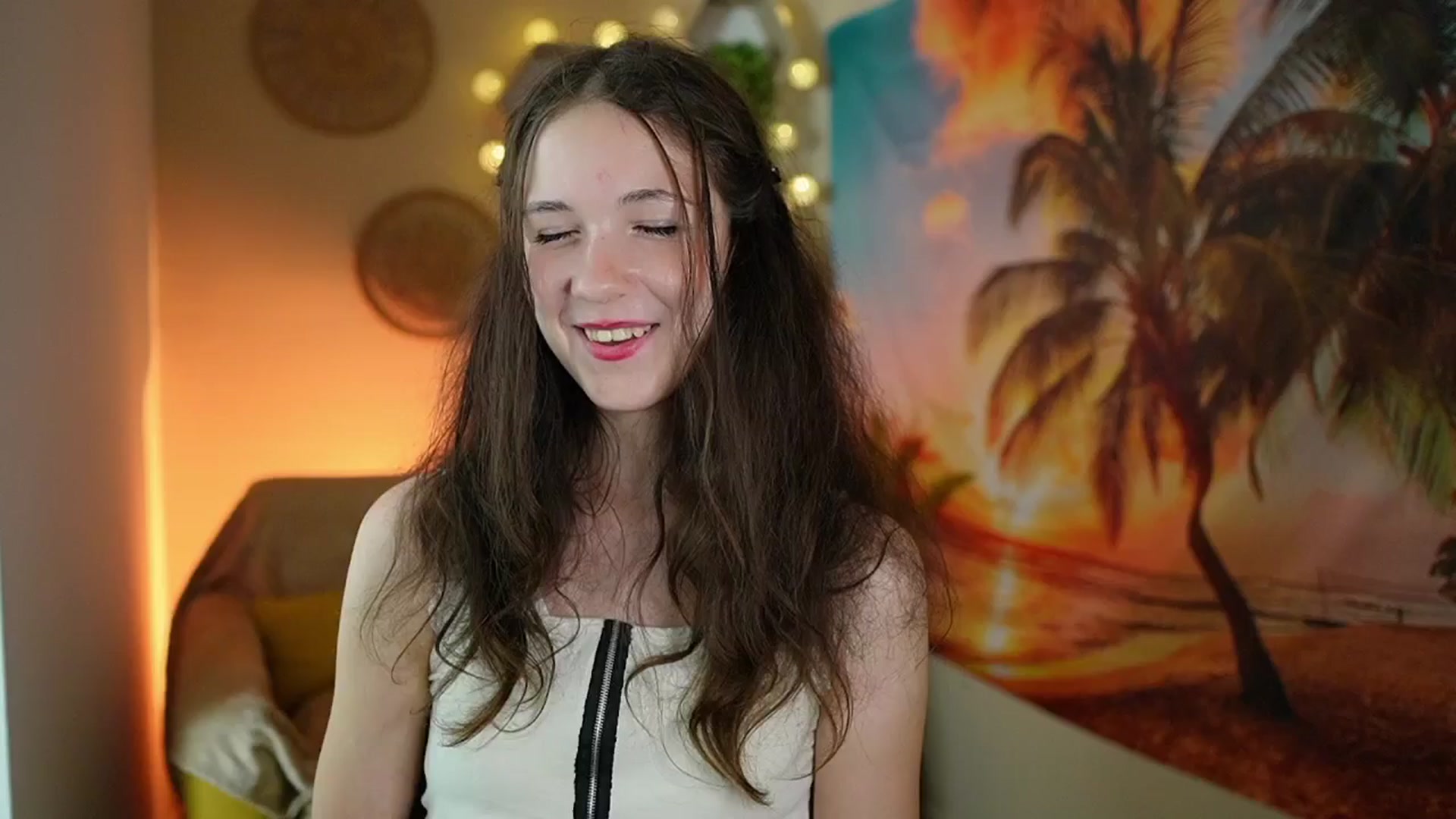 Gallery image thumbnail from Ava__Taylor_'s myfreecams stream on, 08/09/2024, 15:35 image 6 of 20