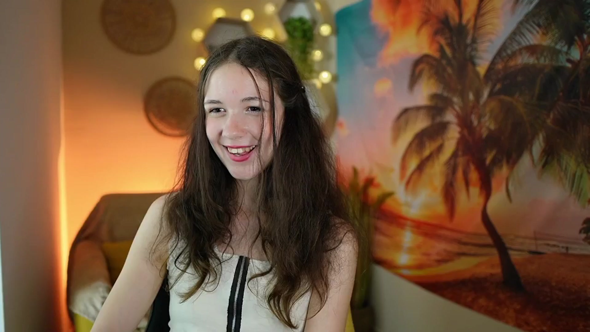 Gallery image thumbnail from Ava__Taylor_'s myfreecams stream on, 08/09/2024, 15:35 image 15 of 20