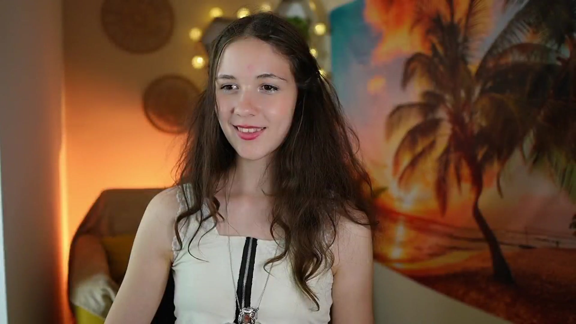 Gallery image thumbnail from Ava__Taylor_'s myfreecams stream on, 08/09/2024, 16:16 image 8 of 20