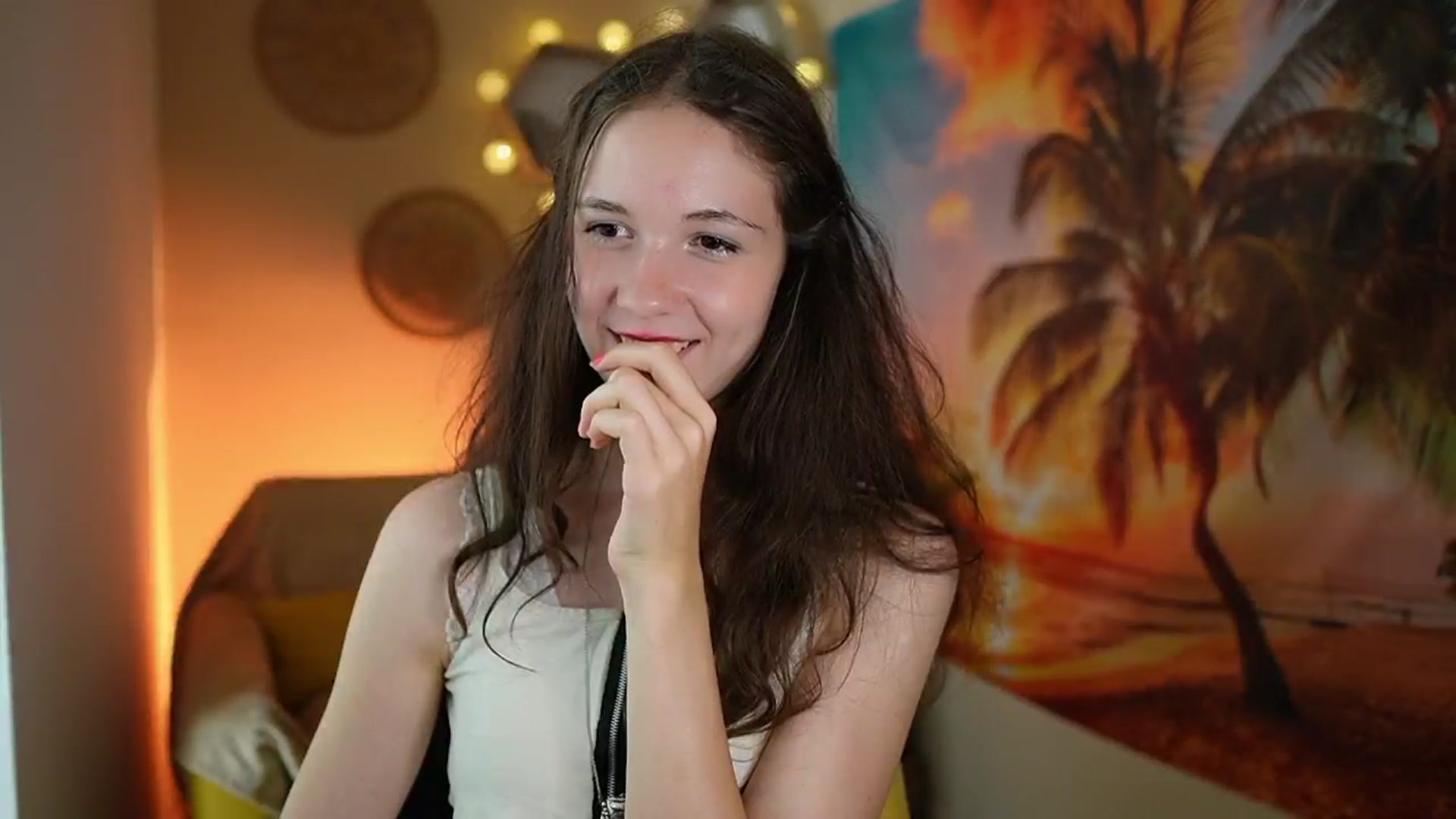 Gallery image thumbnail from Ava__Taylor_'s myfreecams stream on, 08/09/2024, 16:16 image 10 of 20