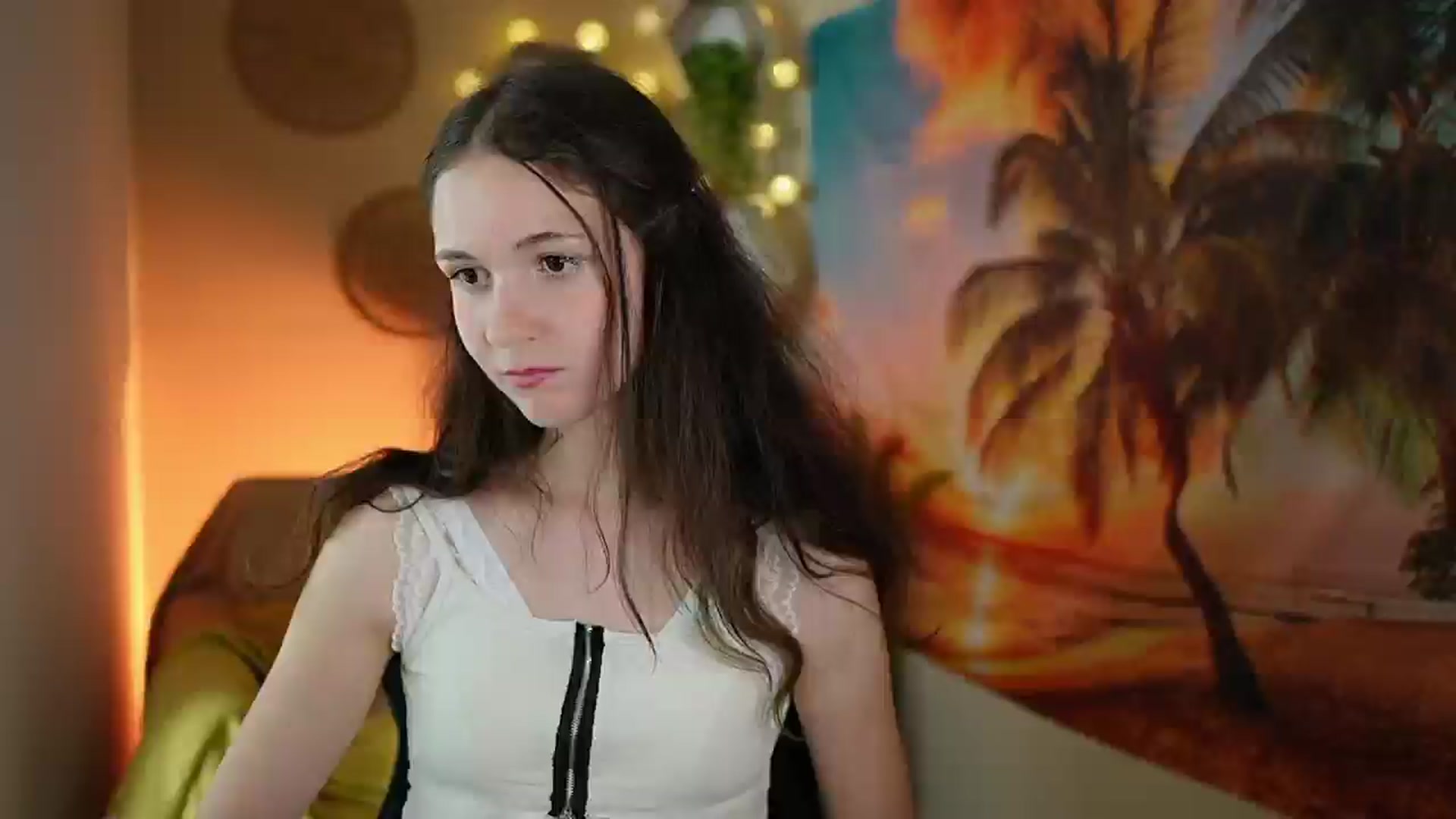 Gallery image thumbnail from Ava__Taylor_'s myfreecams stream on, 08/09/2024, 18:04 image 6 of 20