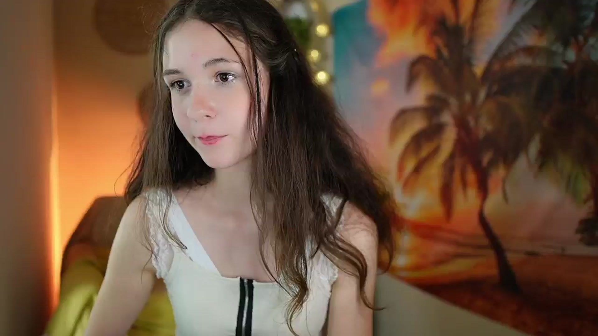 Gallery image thumbnail from Ava__Taylor_'s myfreecams stream on, 08/09/2024, 18:04 image 3 of 20