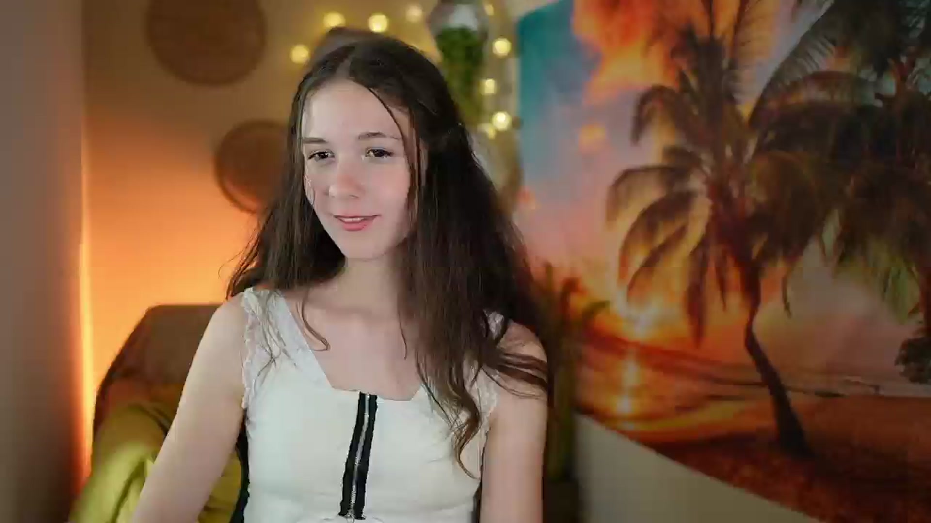 Gallery image thumbnail from Ava__Taylor_'s myfreecams stream on, 08/09/2024, 18:04 image 2 of 20