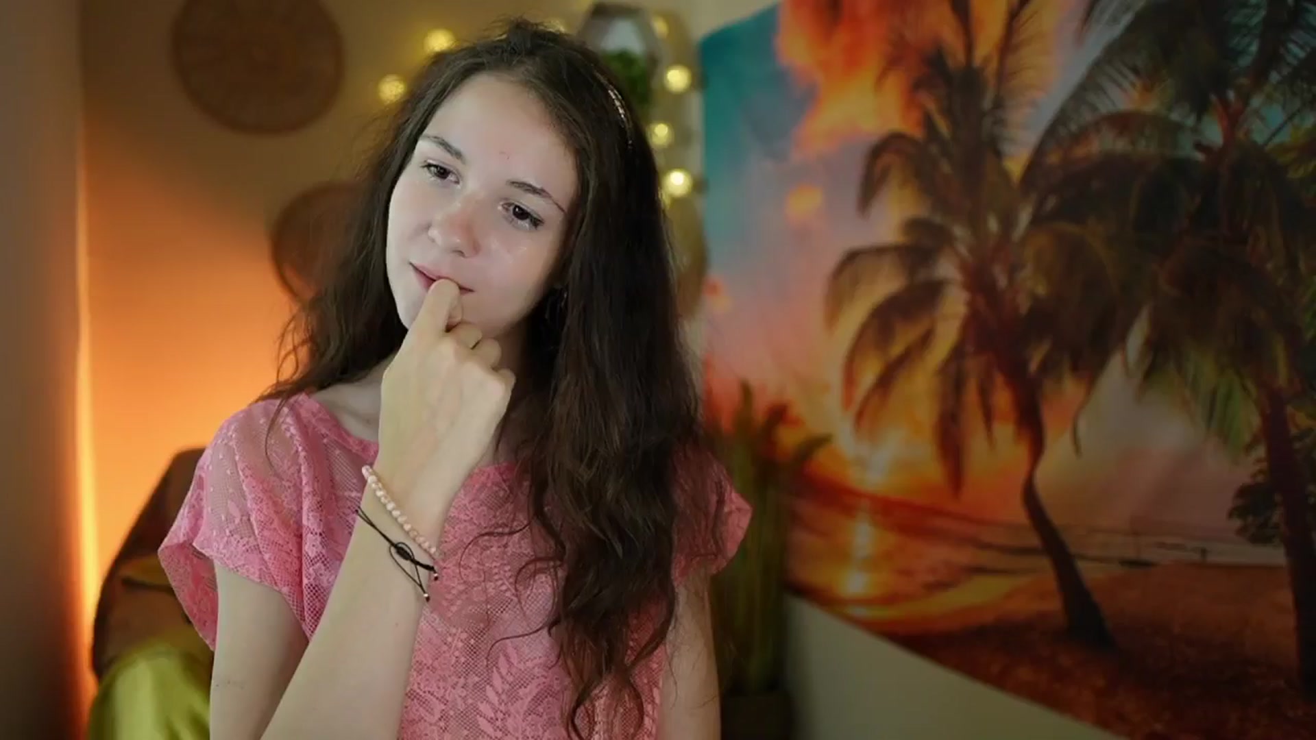 Gallery image thumbnail from Ava__Taylor_'s myfreecams stream on, 08/13/2024, 18:01 image 7 of 20