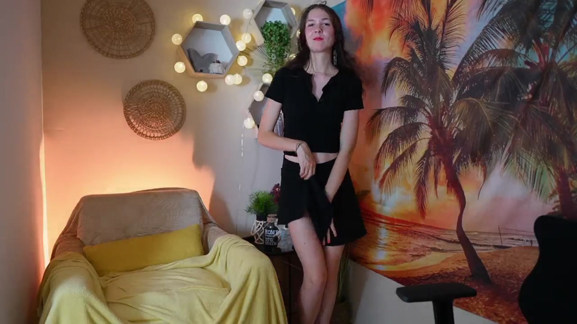 Gallery image thumbnail from Ava__Taylor_'s myfreecams stream on, 08/16/2024, 18:09 image 14 of 20