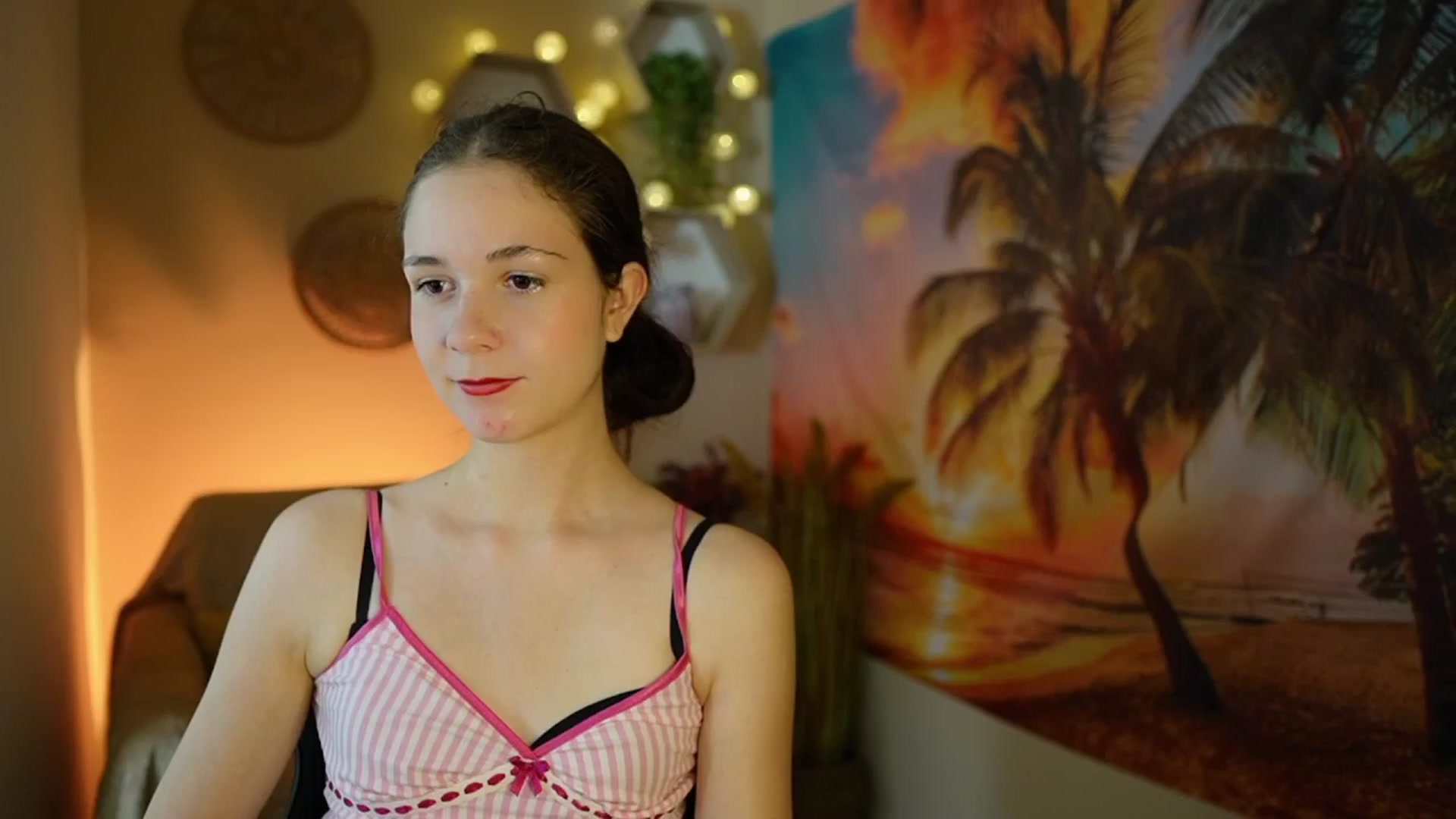 Gallery image thumbnail from Ava__Taylor_'s myfreecams stream on, 08/20/2024, 15:11 image 18 of 20