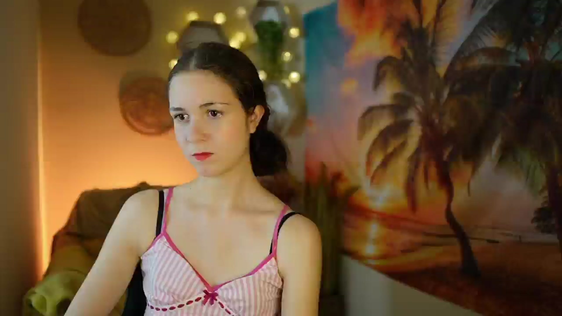 Gallery image thumbnail from Ava__Taylor_'s myfreecams stream on, 08/20/2024, 18:08 image 1 of 20