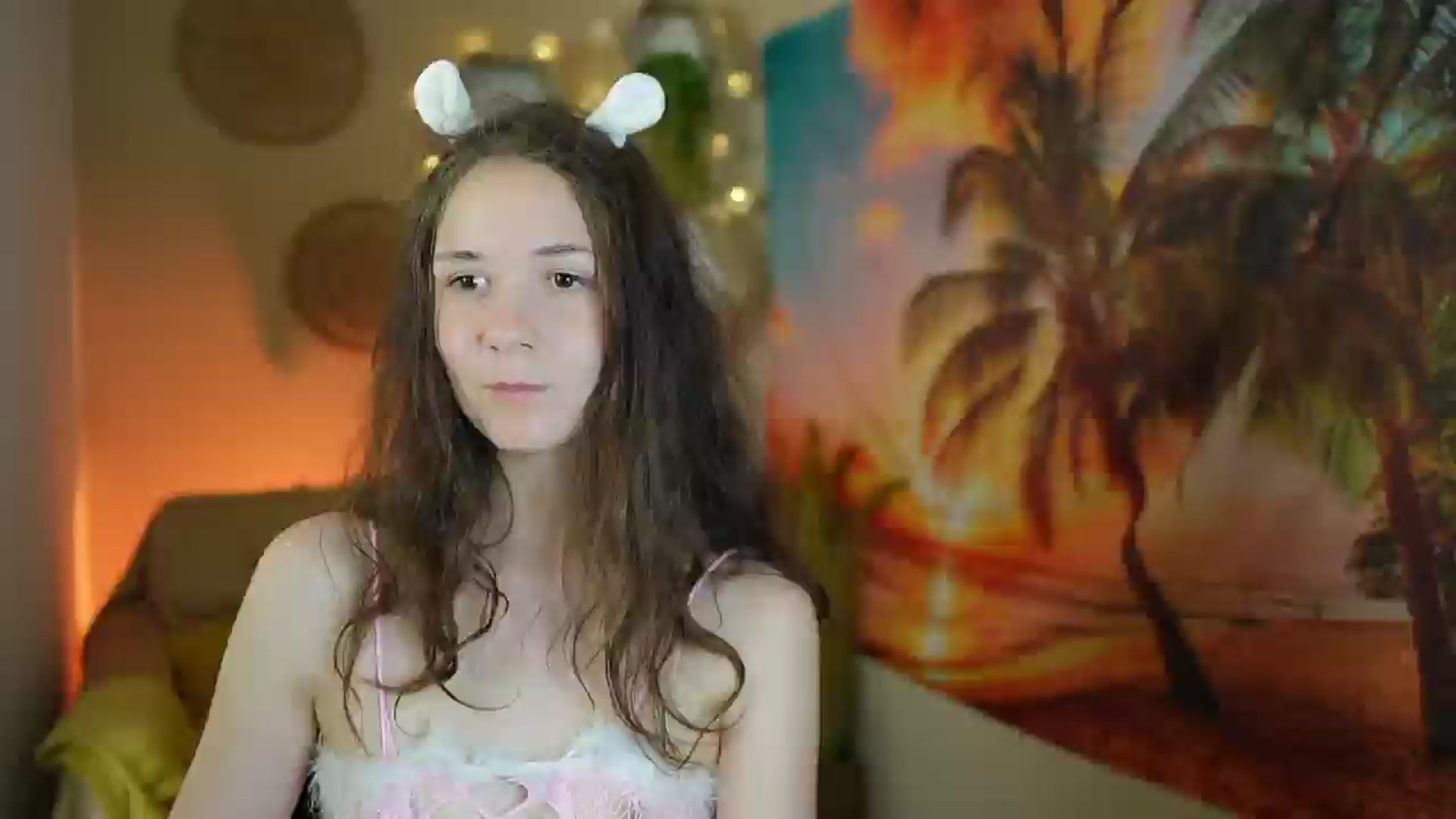 Gallery image thumbnail from Ava__Taylor_'s myfreecams stream on, 08/25/2024, 12:01 image 19 of 20