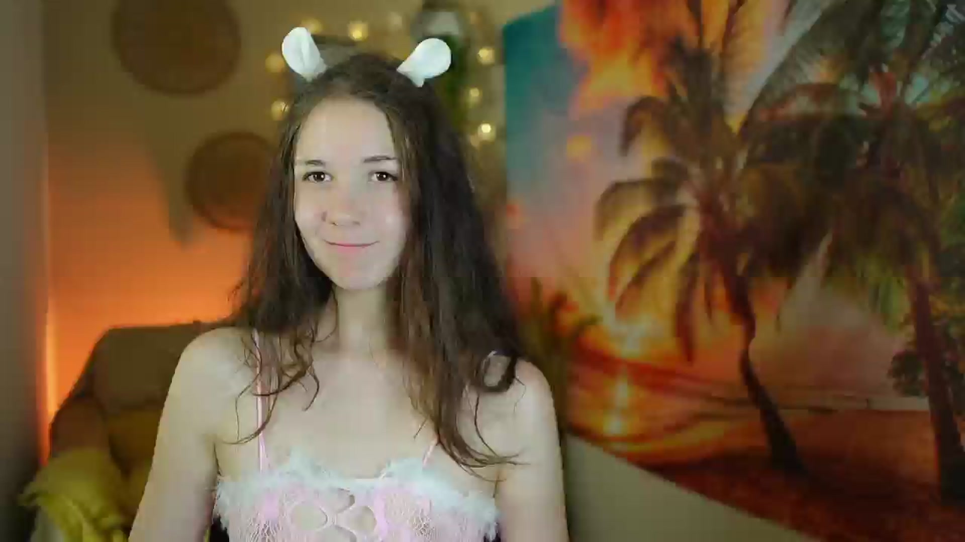 Gallery image thumbnail from Ava__Taylor_'s myfreecams stream on, 08/25/2024, 12:01 image 10 of 20