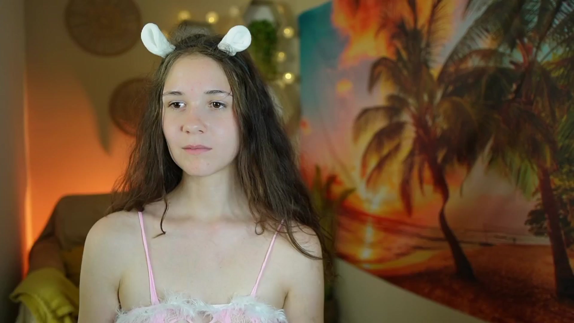 Gallery image thumbnail from Ava__Taylor_'s myfreecams stream on, 08/25/2024, 15:10 image 1 of 20