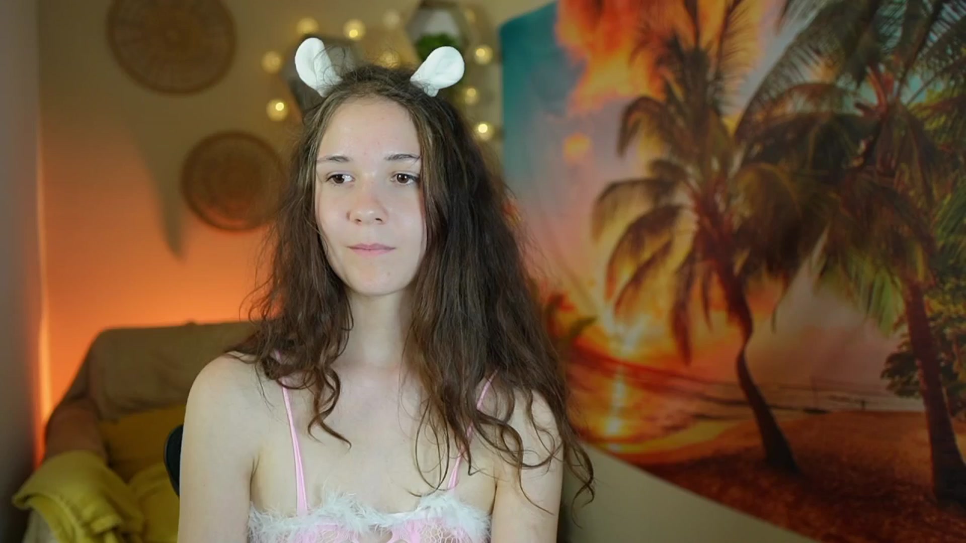 Gallery image thumbnail from Ava__Taylor_'s myfreecams stream on, 08/25/2024, 15:10 image 12 of 20