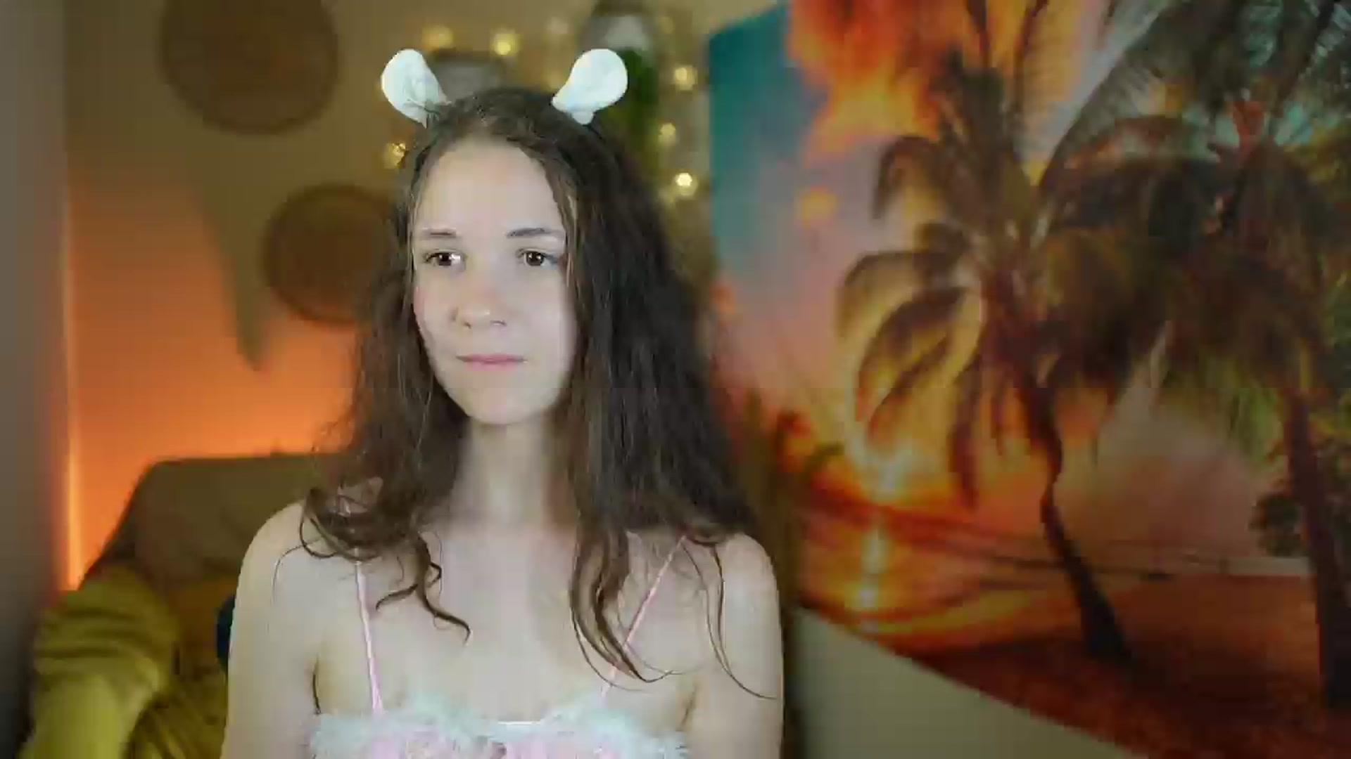 Gallery image thumbnail from Ava__Taylor_'s myfreecams stream on, 08/25/2024, 18:53 image 7 of 20