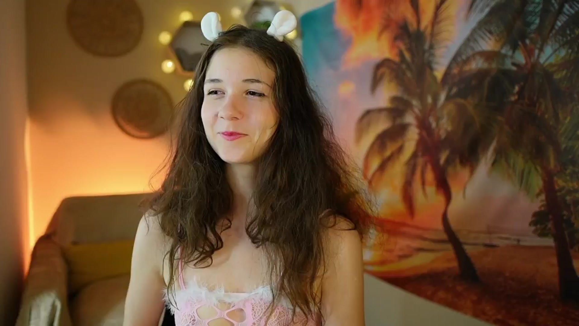 Gallery image thumbnail from Ava__Taylor_'s myfreecams stream on, 08/30/2024, 13:49 image 4 of 20