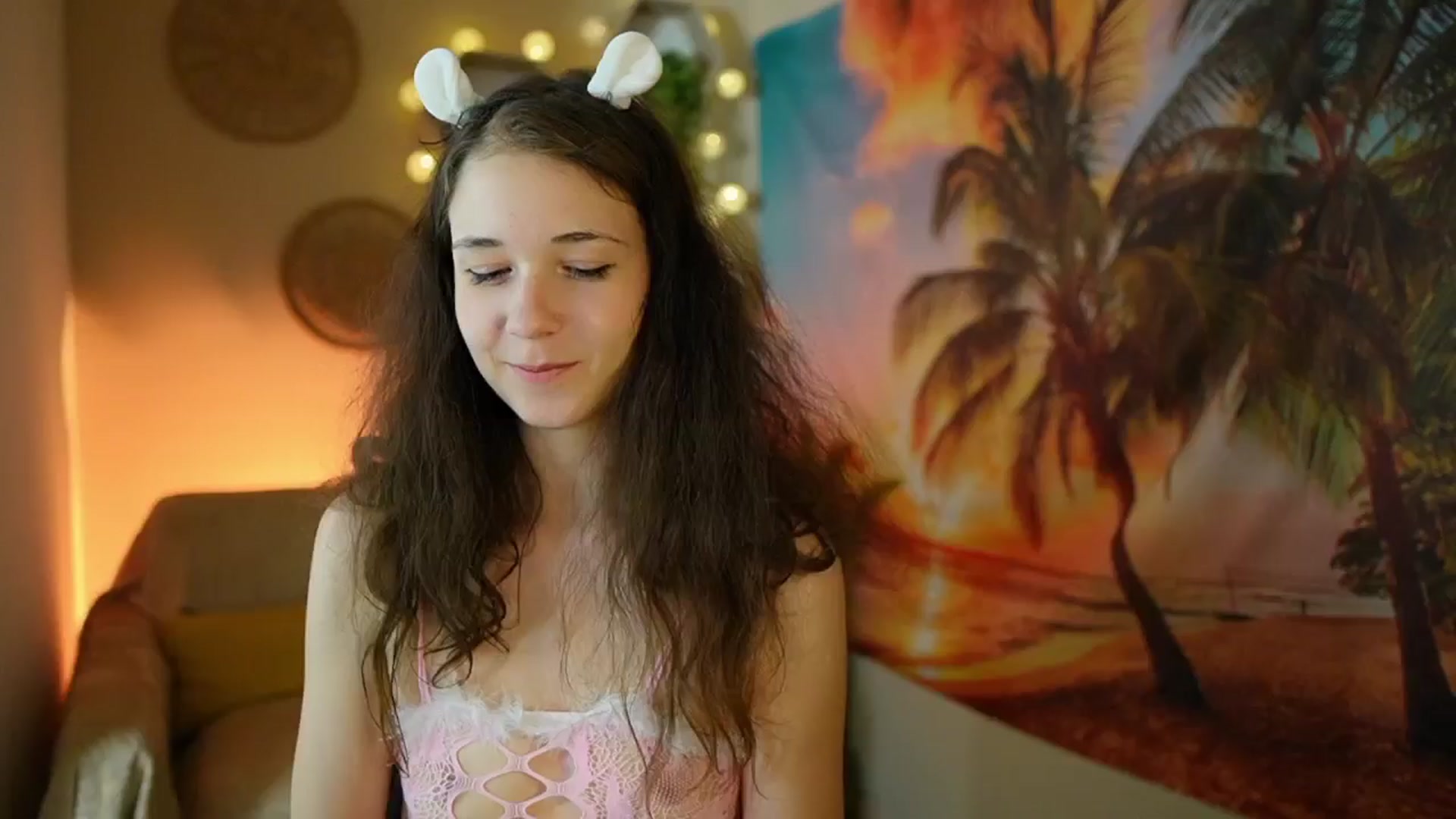 Gallery image thumbnail from Ava__Taylor_'s myfreecams stream on, 08/30/2024, 13:49 image 1 of 20