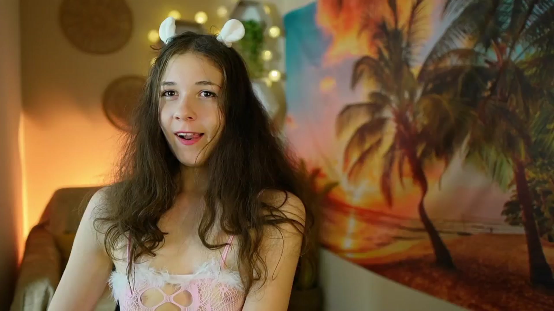 Gallery image thumbnail from Ava__Taylor_'s myfreecams stream on, 08/30/2024, 14:32 image 2 of 20