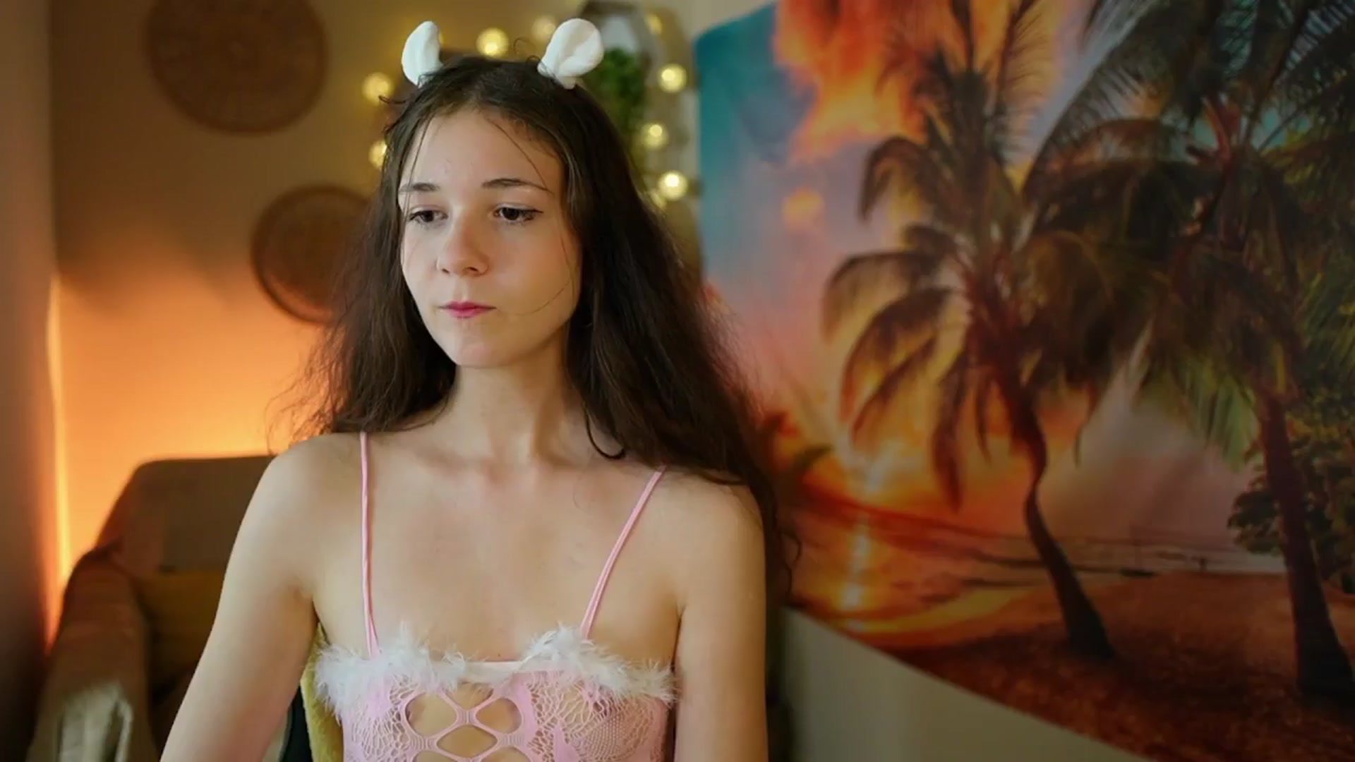 Gallery image thumbnail from Ava__Taylor_'s myfreecams stream on, 08/30/2024, 14:32 image 8 of 20