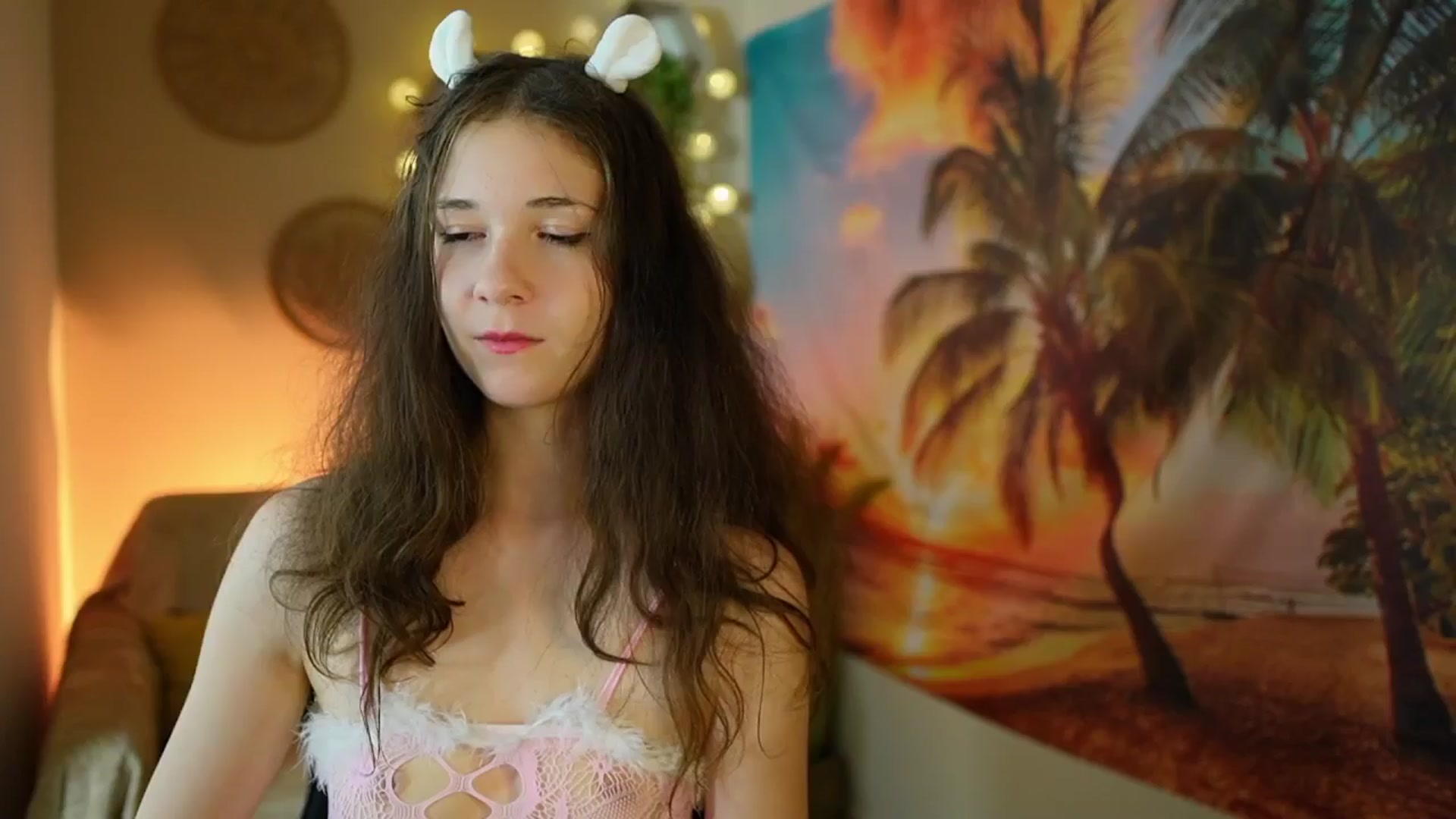 Gallery image thumbnail from Ava__Taylor_'s myfreecams stream on, 08/30/2024, 14:32 image 1 of 20