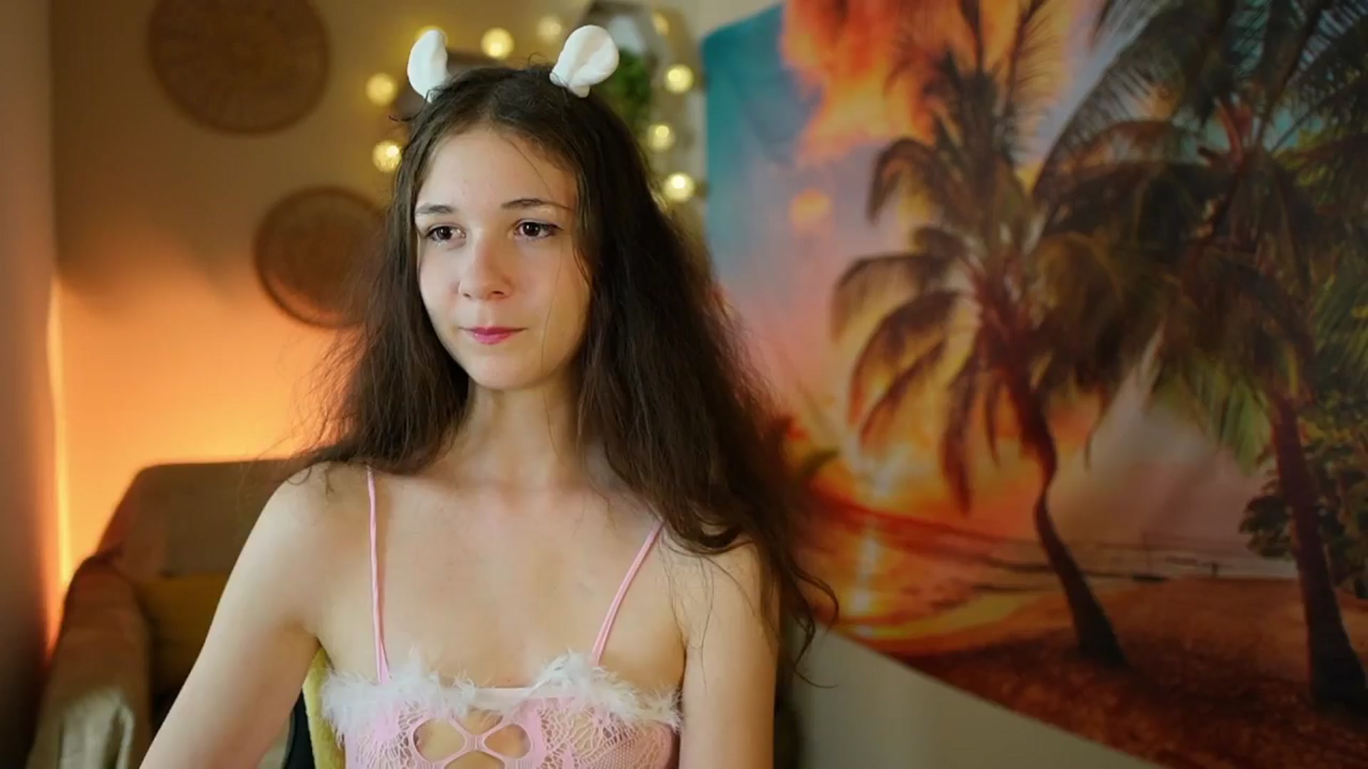 Gallery image thumbnail from Ava__Taylor_'s myfreecams stream on, 08/30/2024, 14:32 image 13 of 20