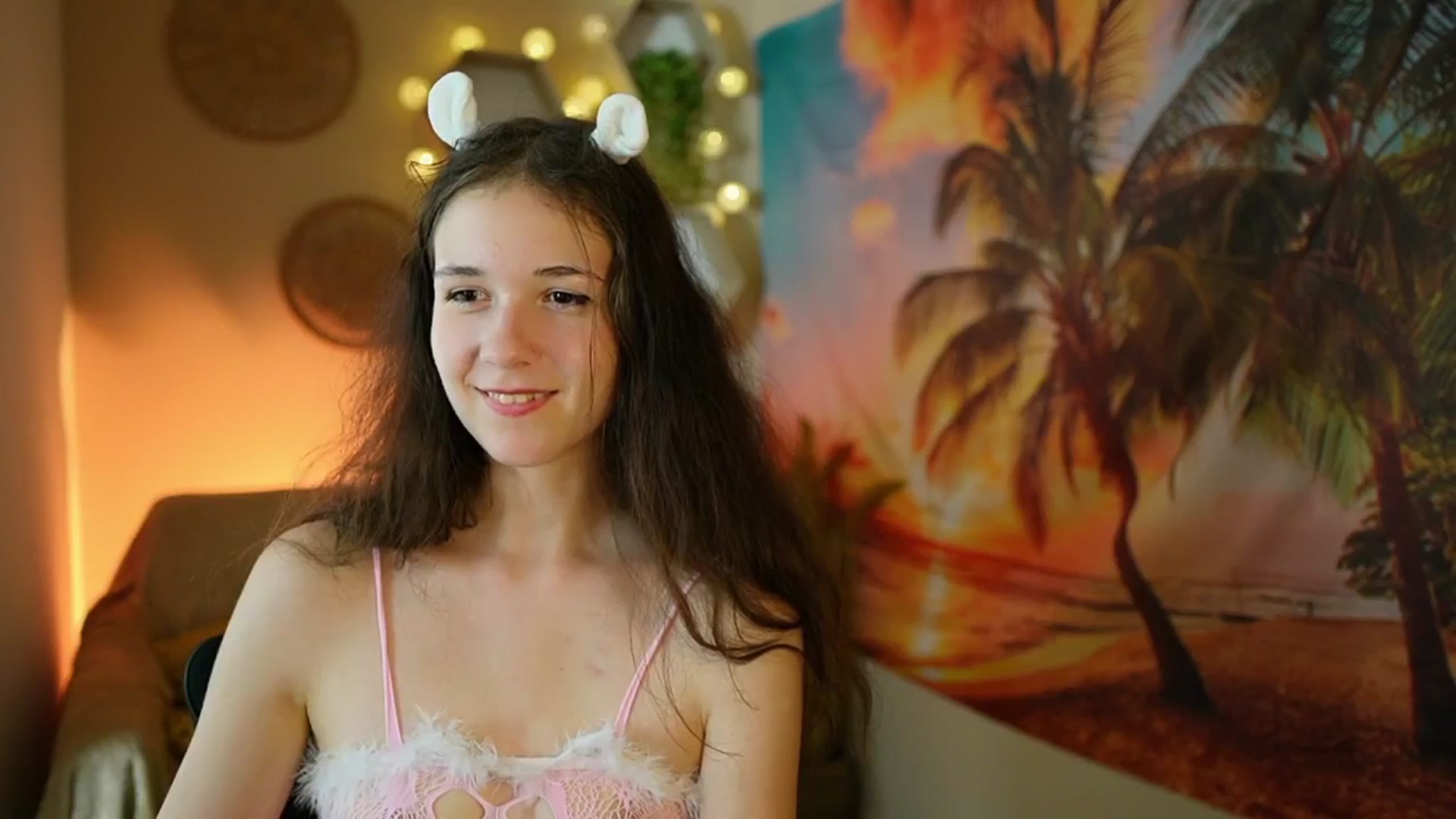Gallery image thumbnail from Ava__Taylor_'s myfreecams stream on, 08/30/2024, 16:52 image 8 of 20